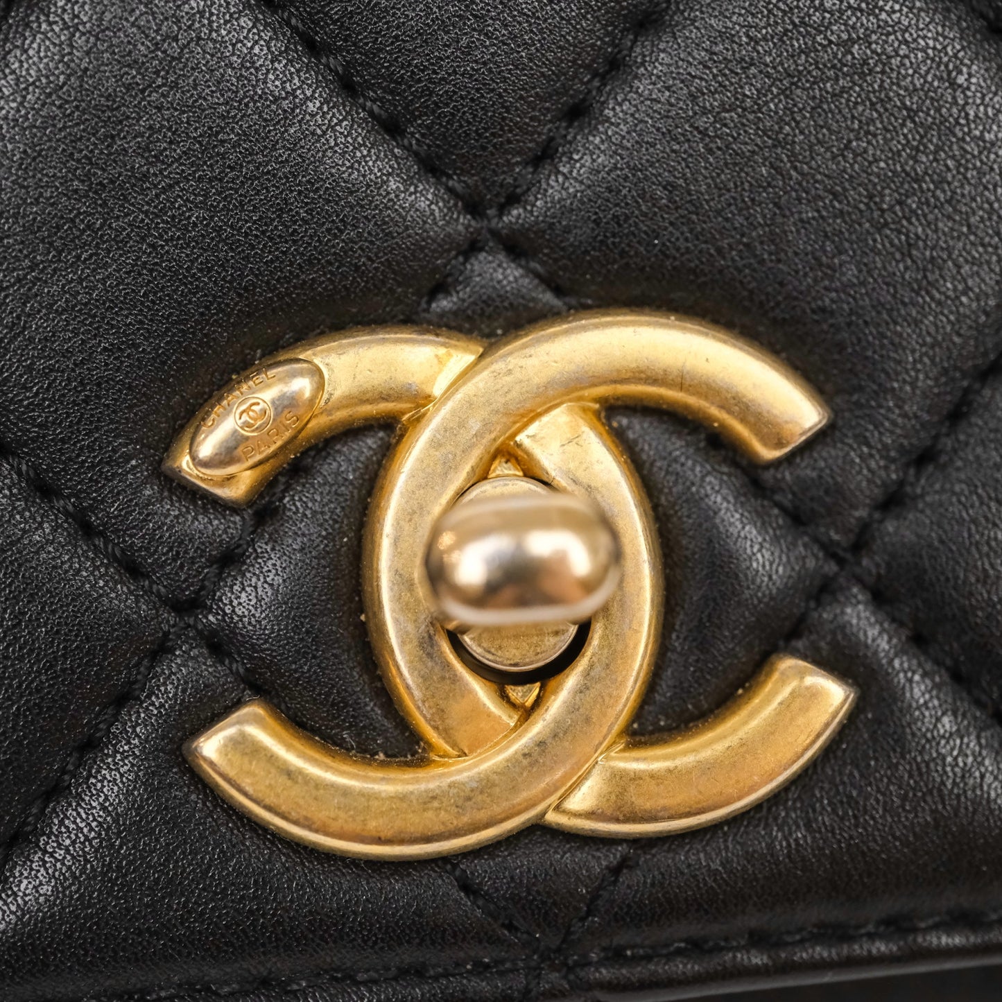 Chanel Pearl Chain Bag Black Calfskin Gold Hardware