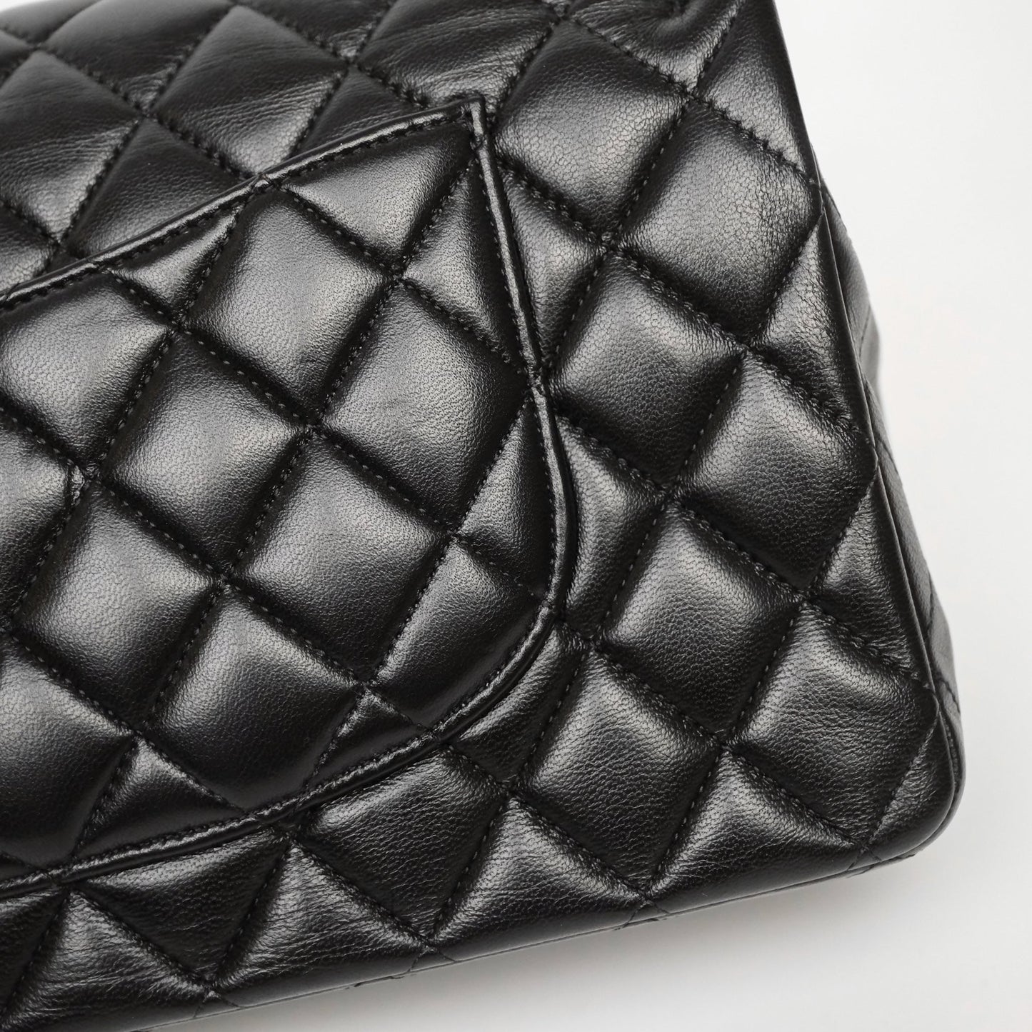 Chanel Classic M/L Medium Flap Quilted Black Lambskin Gold Hardware