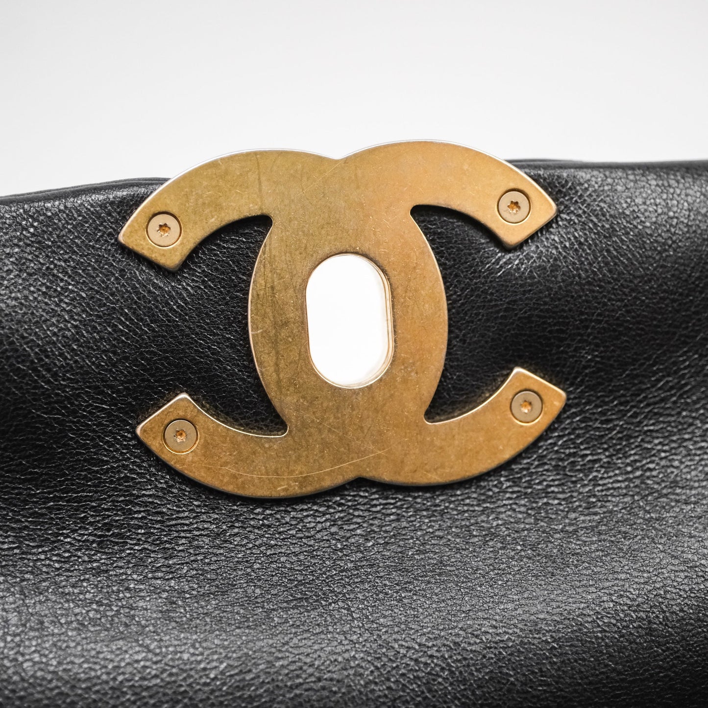 Chanel 19 Medium Black Mixed Hardware