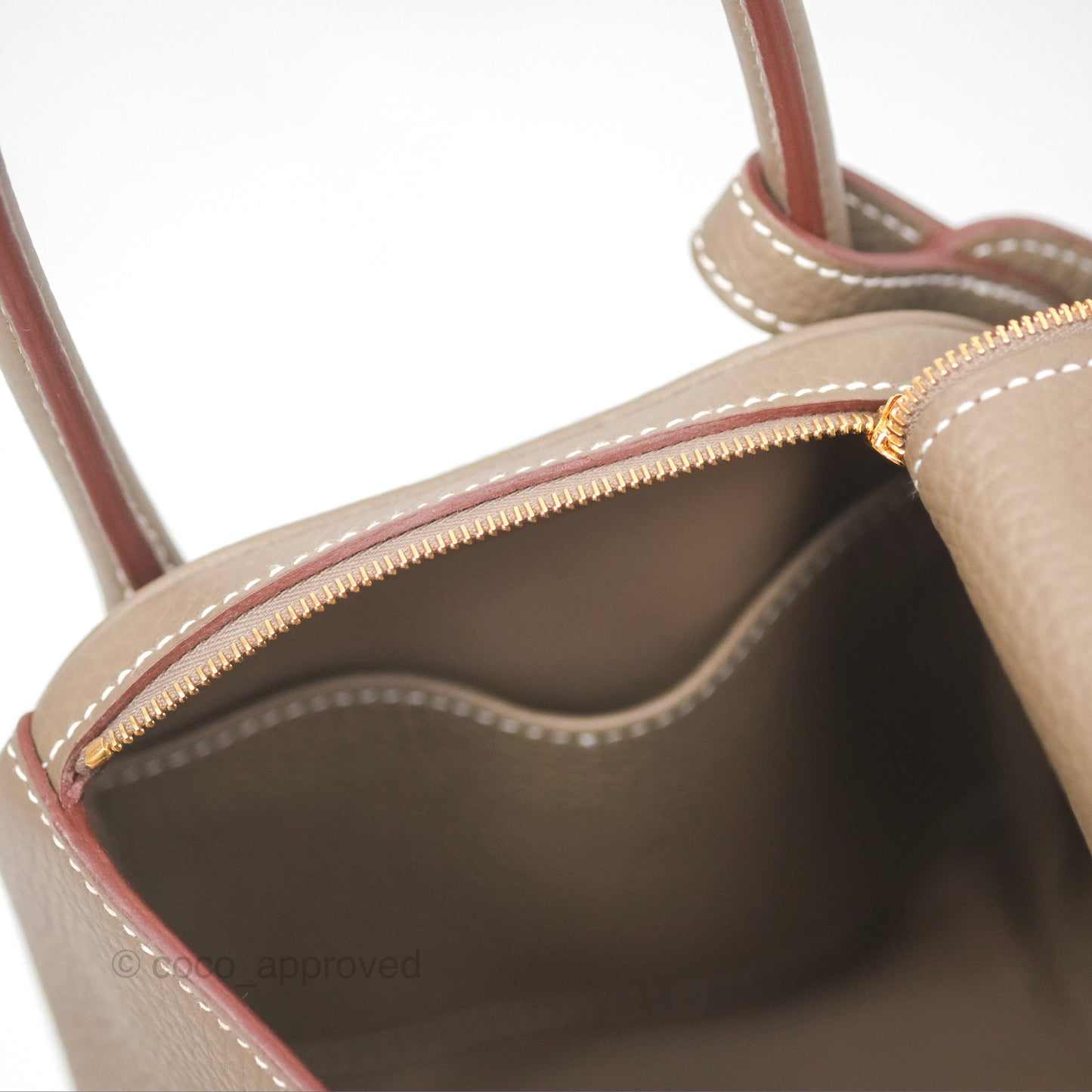 Hermès Lindy 26 Etoupe Clemence Gold Hardware