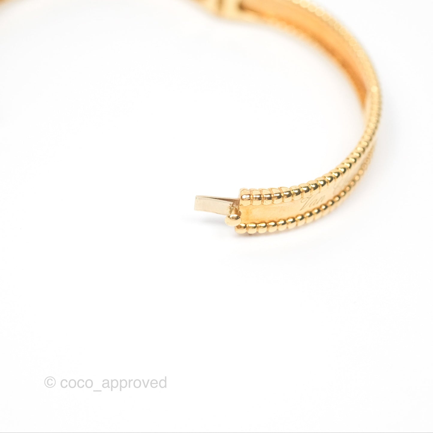 Van Cleef & Arpels Perlée Signature Bracelet Extra Small Model Yellow Gold