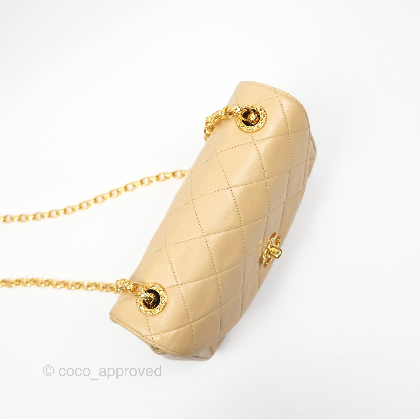 Chanel Vintage Flap Bag Beige Lambskin Gold Hardware