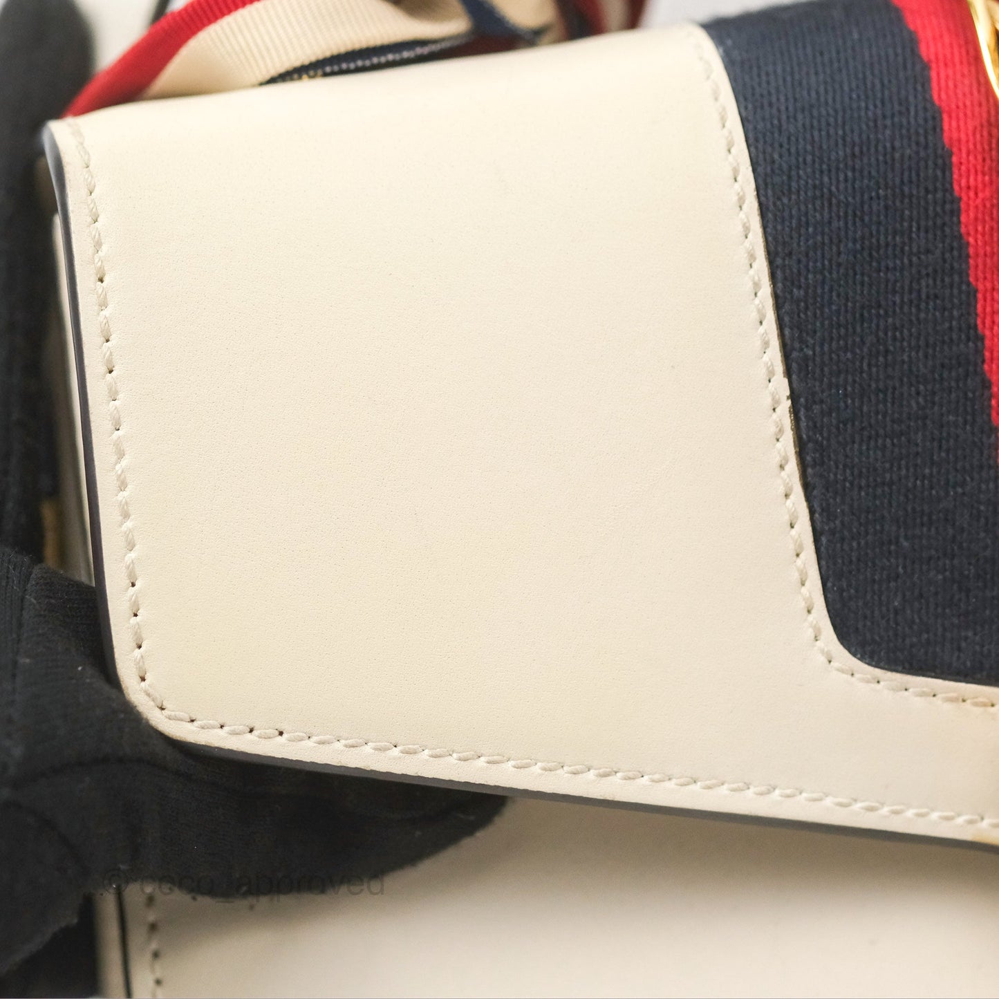 Gucci Calfskin Small Sylvie Shoulder Bag White