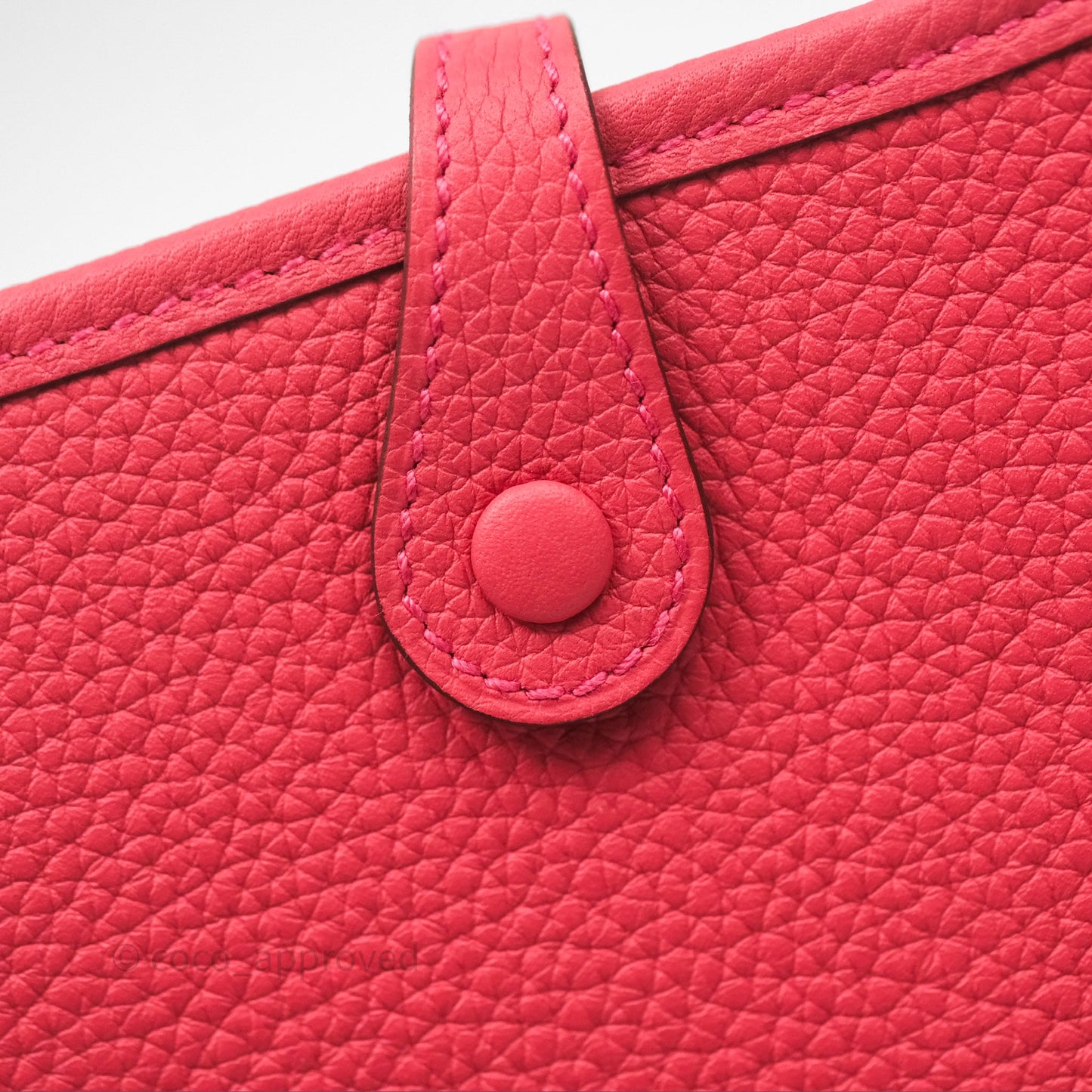 Hermès Mini Evelyne 16 Rose Texas 0E Clemence Gold Hardware