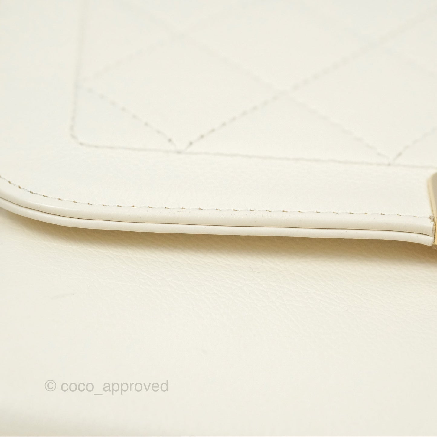 Chanel Quilted Label Click Flap Bag White Grained Calfskin Gold Hardware