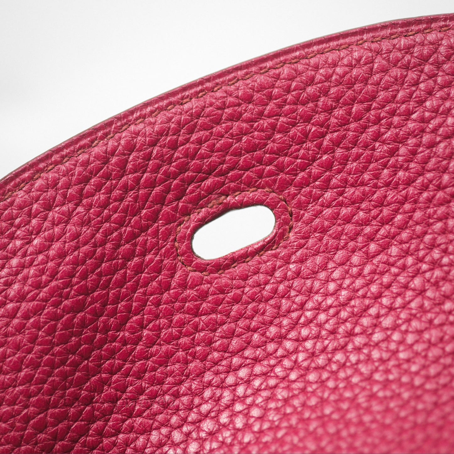 Hermès Lindy 30 Rubis Clemence Palladium Hardware