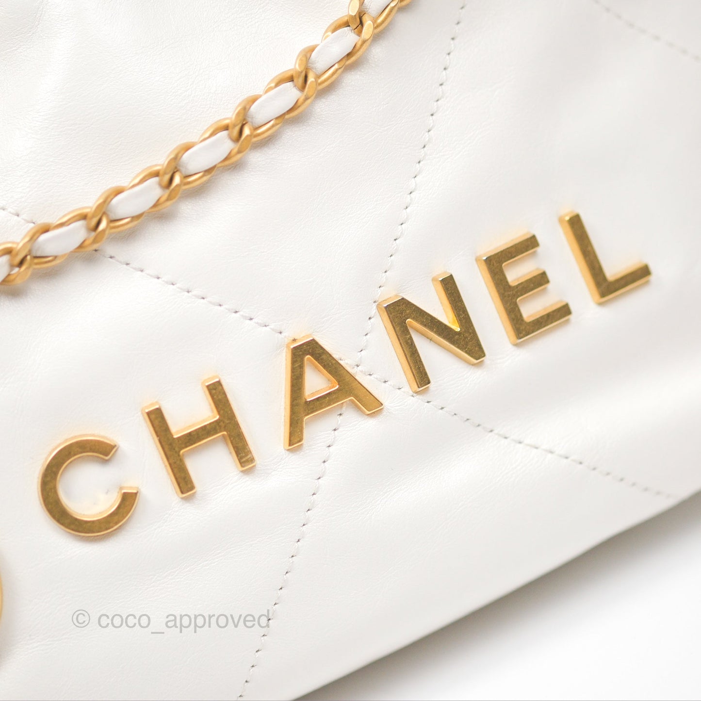 Chanel 22 Mini Bag White Shiny Crumpled Calfskin
