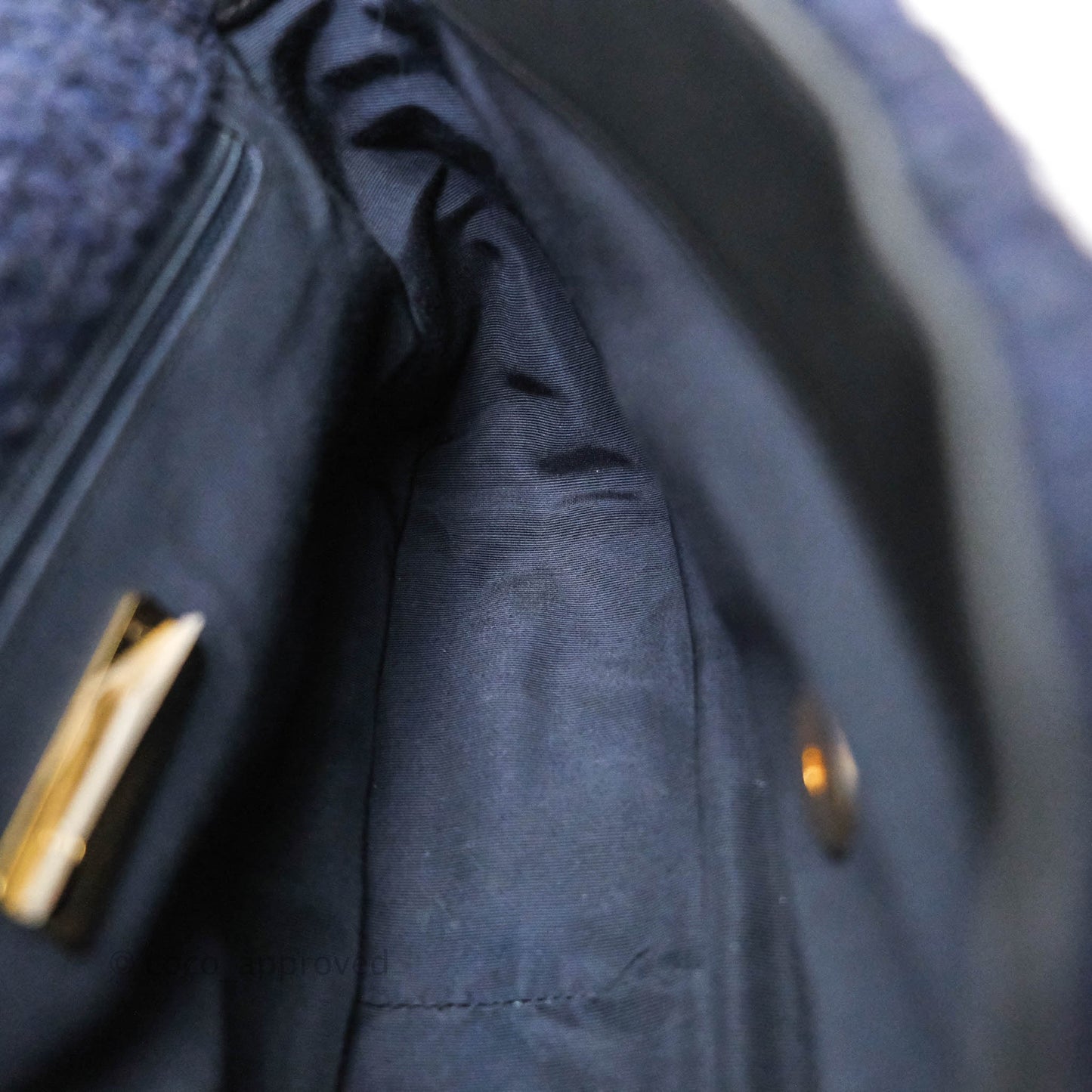 Chanel 19 Medium Tweed Navy Mixed Hardware
