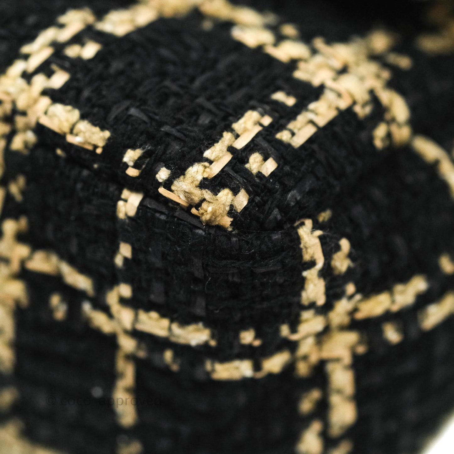 Chanel 19 Small Tweed Black and Gold Mixed Hardware