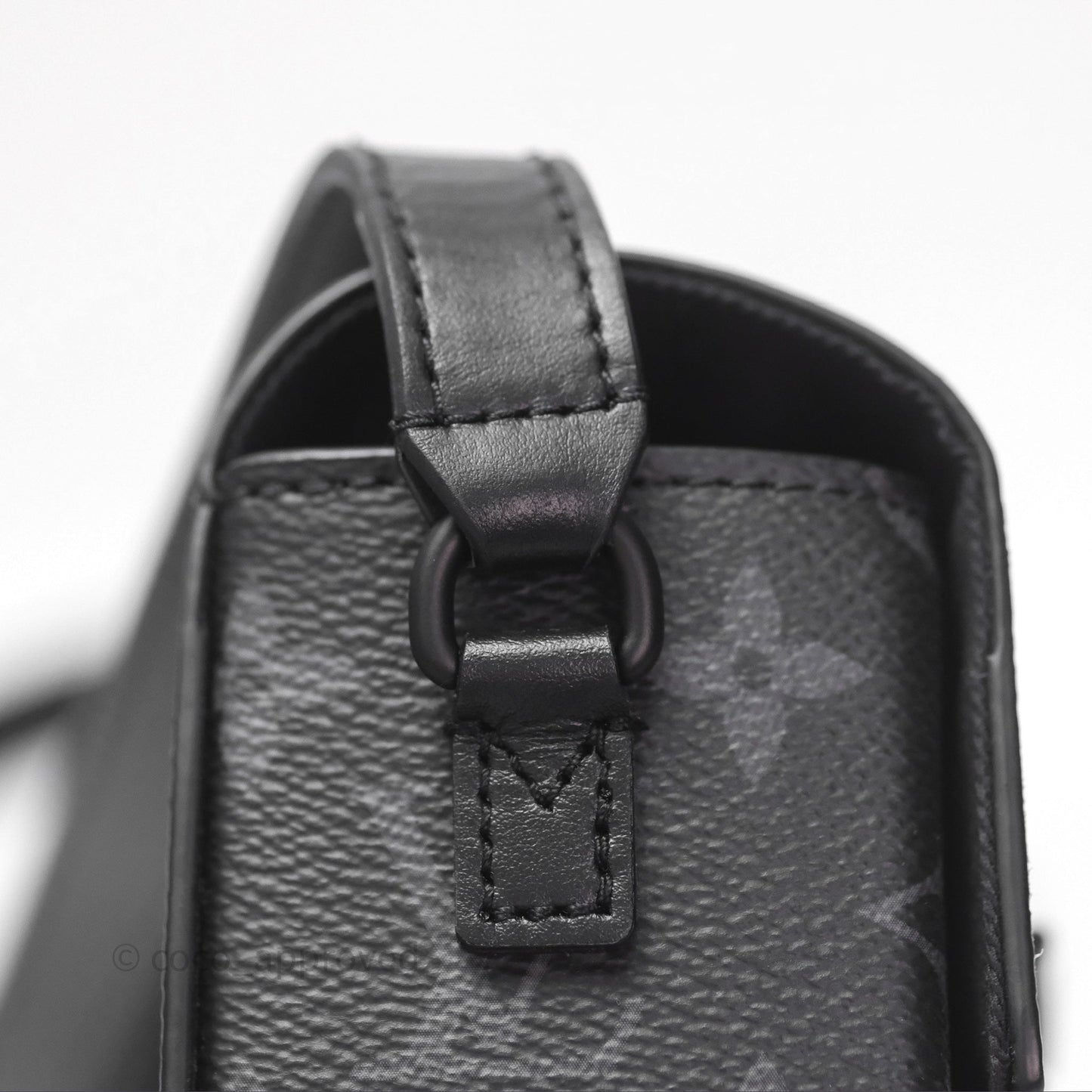 Louis Vuitton Steamer Wearable Wallet Monogram Eclipse Canvas