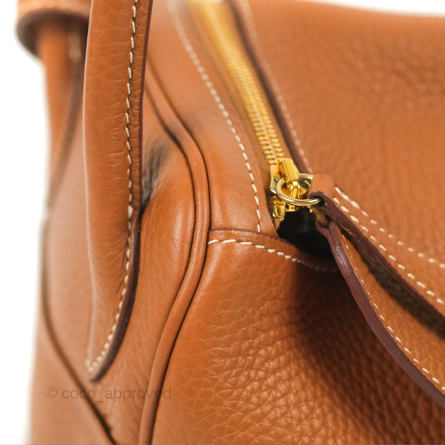 Hermès Lindy 26 Gold Verso Rouge Tomate Clemence Gold Hardware
