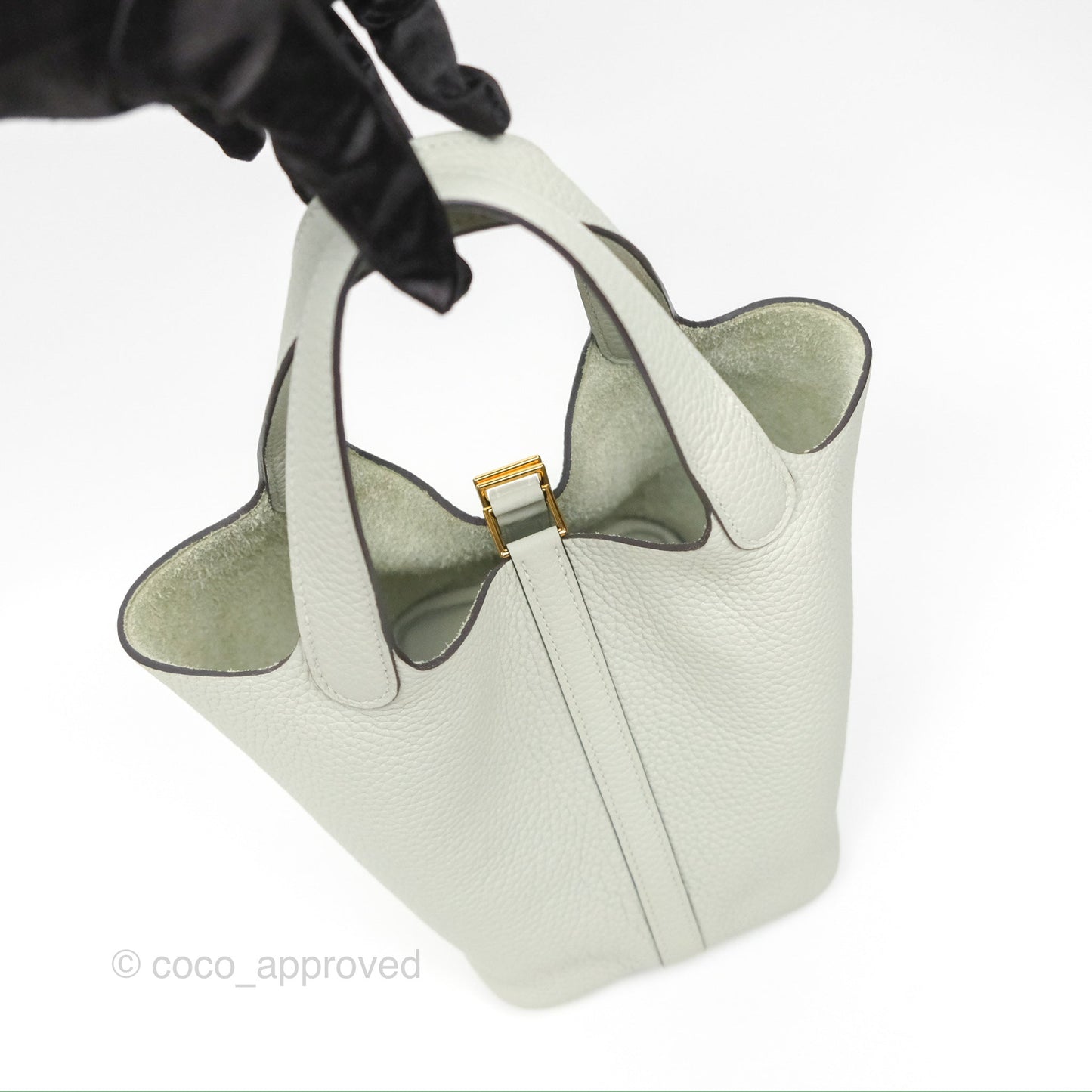Hermès Picotin Lock 18 Gris Neve Taurillon Clemence Gold Hardware