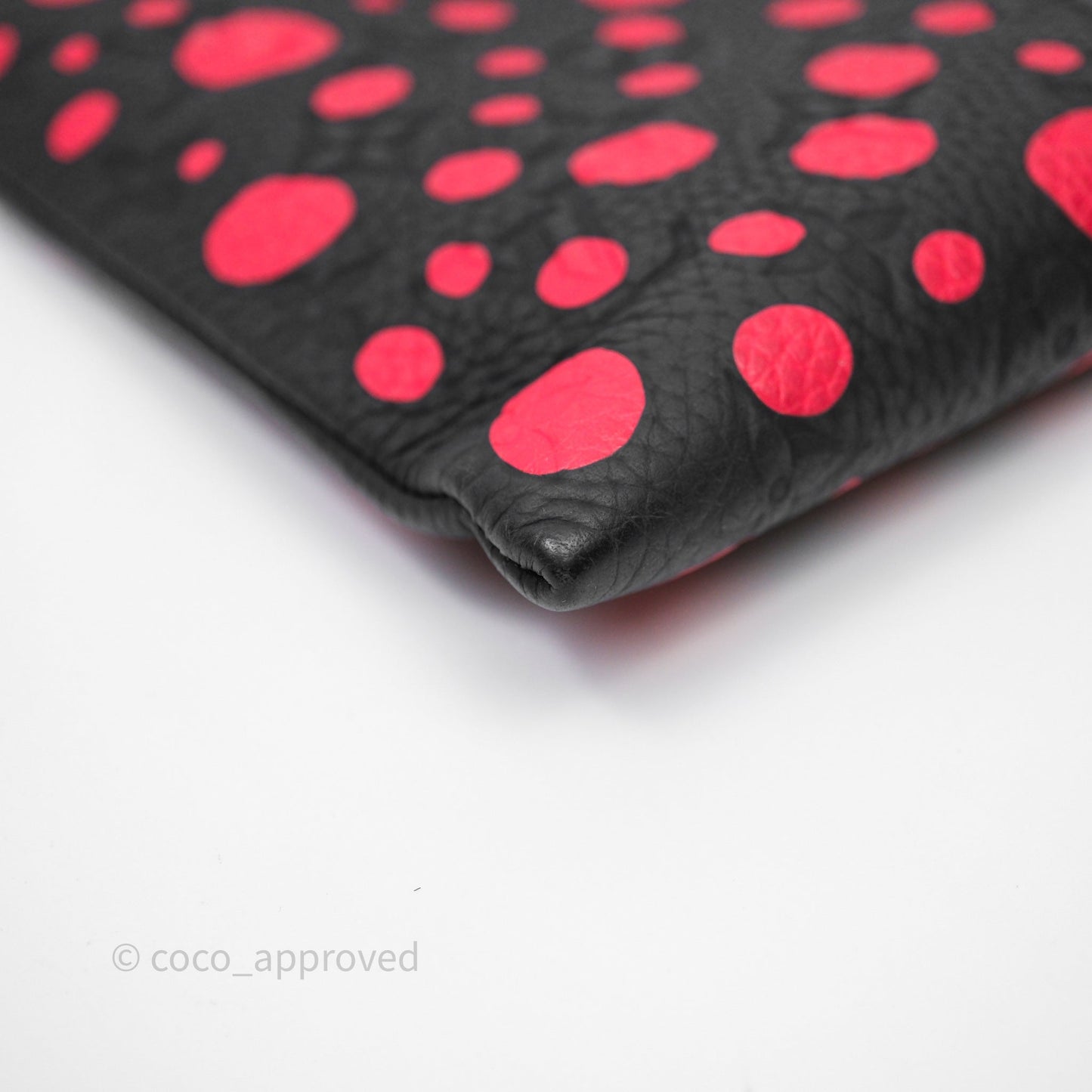Louis Vuitton x Yayoi Kusama Pochette To Go Infinity Dots Monogram Taurillon Black Red