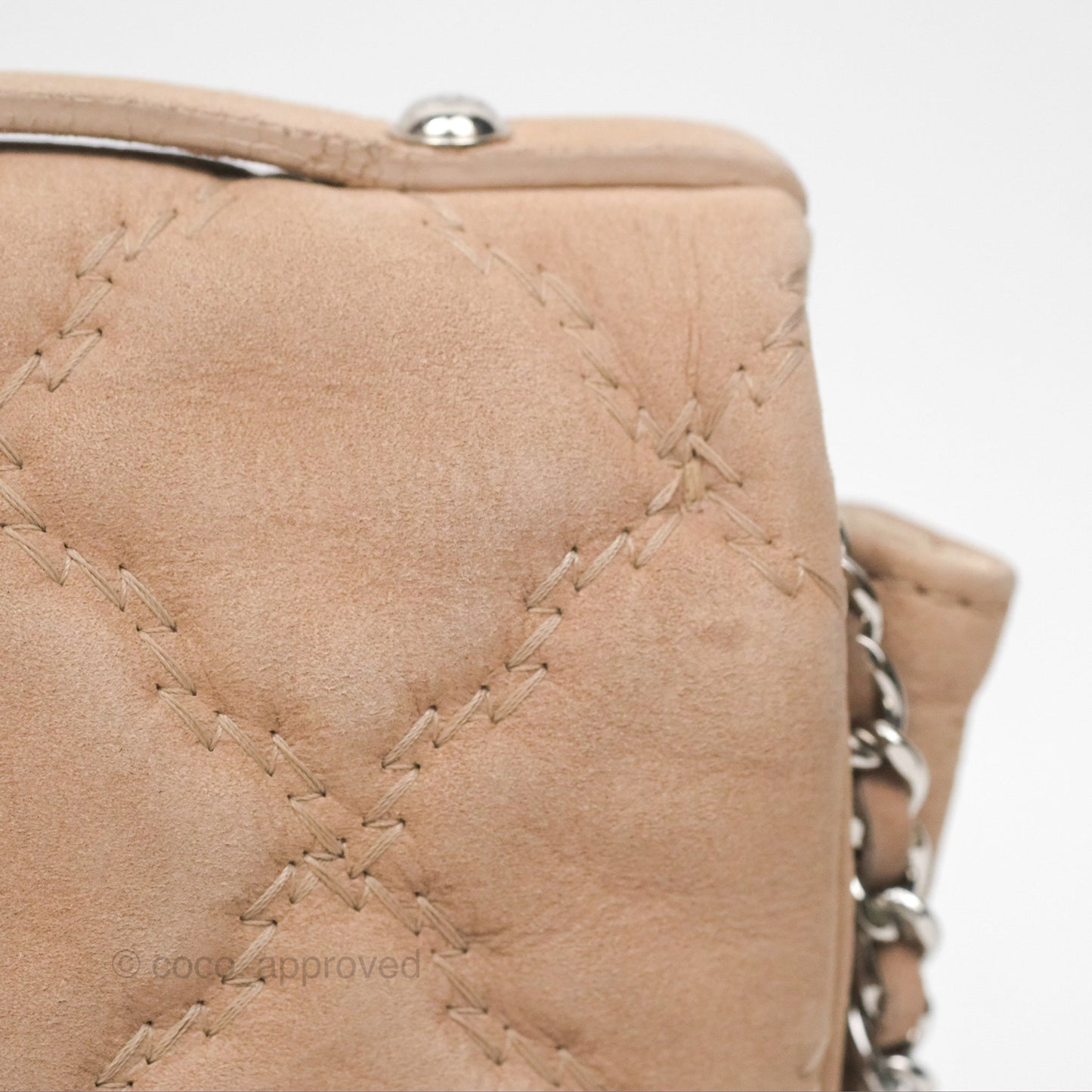 Chanel Double Stitch Hamptons Clutch With Chain Beige Washed Calfskin