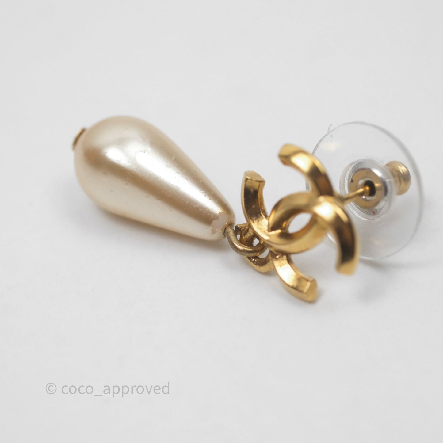 Chanel CC Drop Pearl Earrings Gold Tone 20A