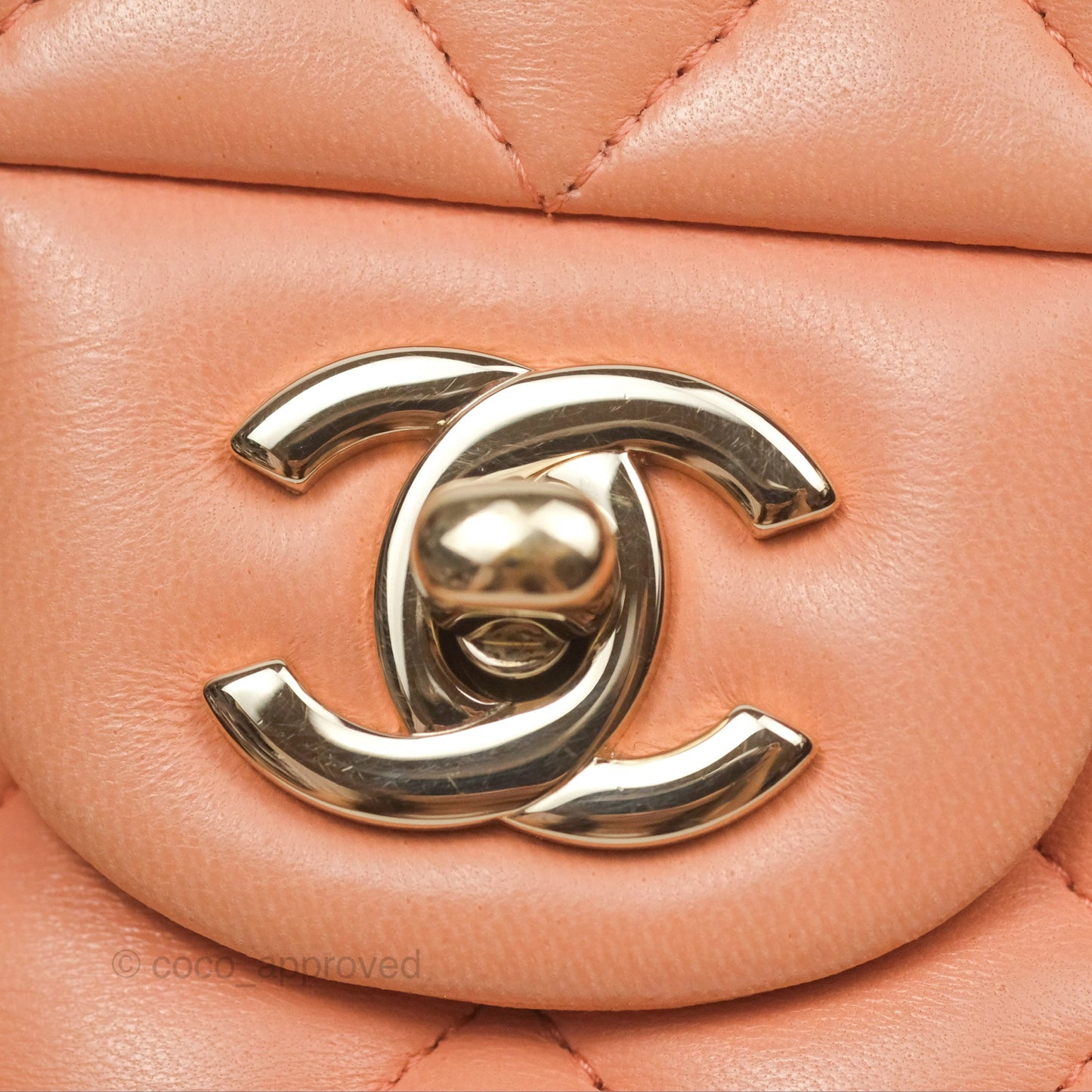 Chanel Classic M/L Medium Flap Quilted Peach Lambskin Gold Hardware