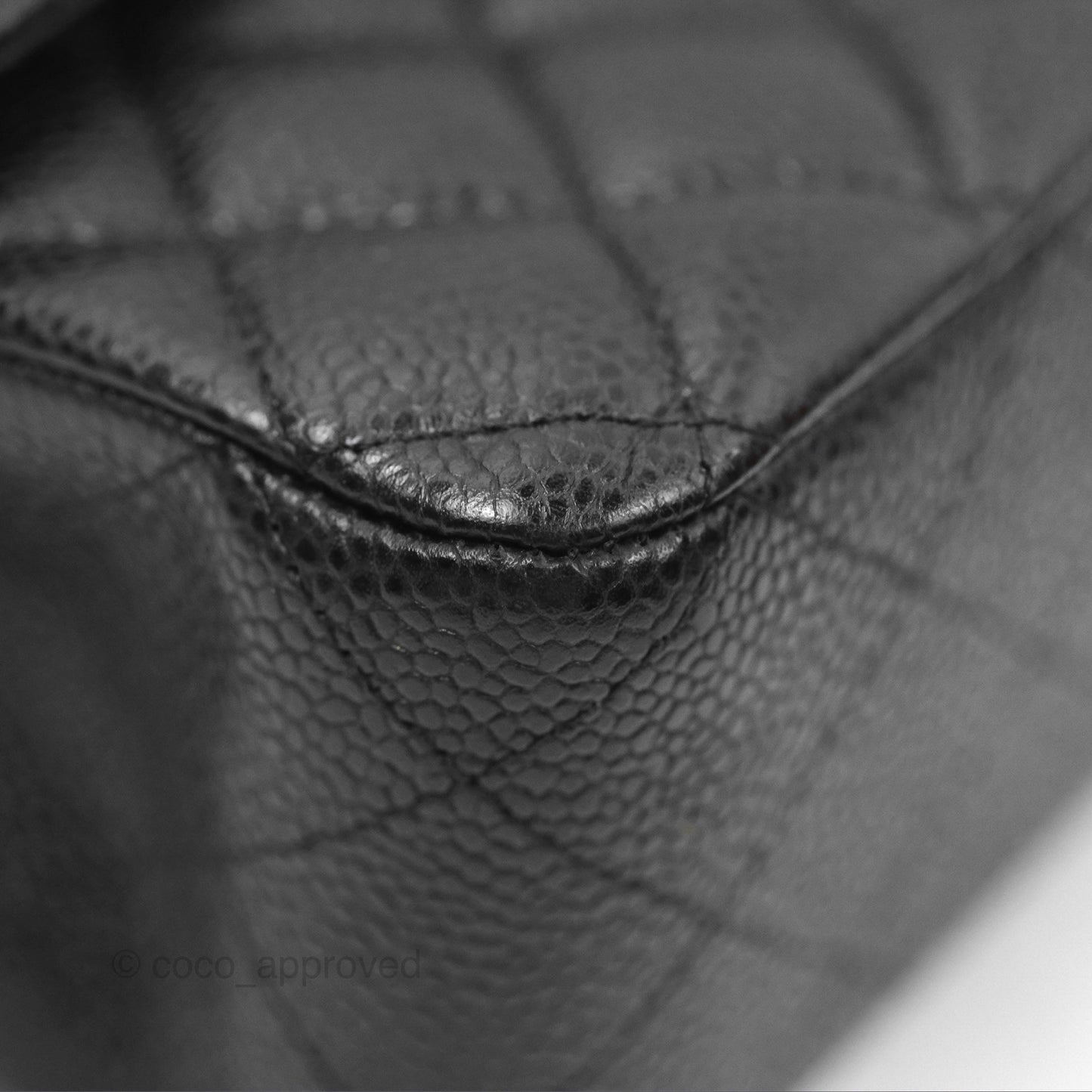 Chanel Classic M/L Medium Flap Quilted Black Caviar Gold Hardware