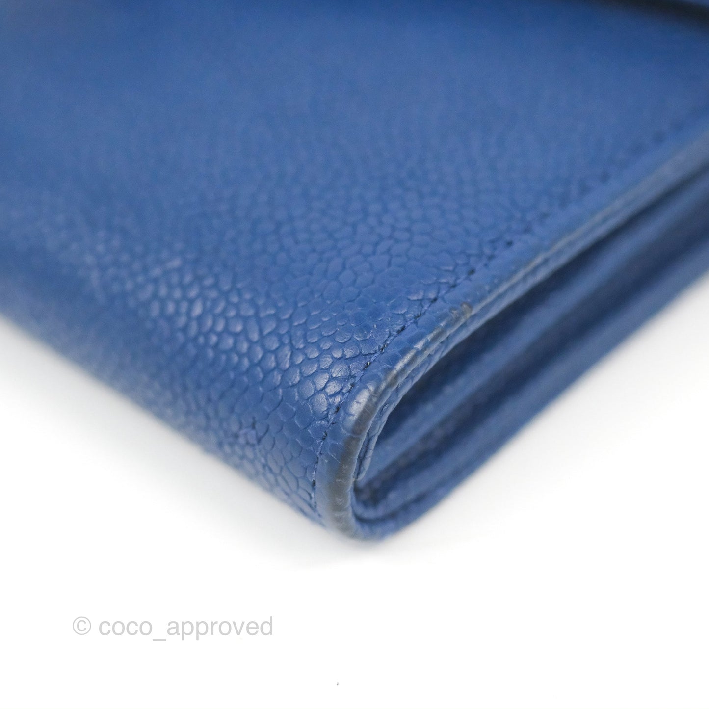 Chanel Quilted Medium Flap Wallet Blue Caviar Gold Hardware
