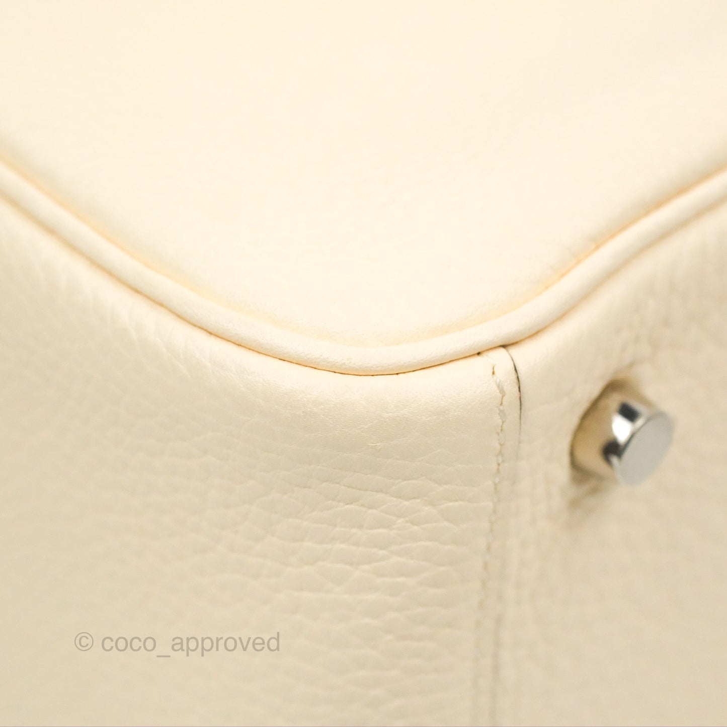 Hermès Lindy 26 Nata Taurillon Clemence Silver Hardware