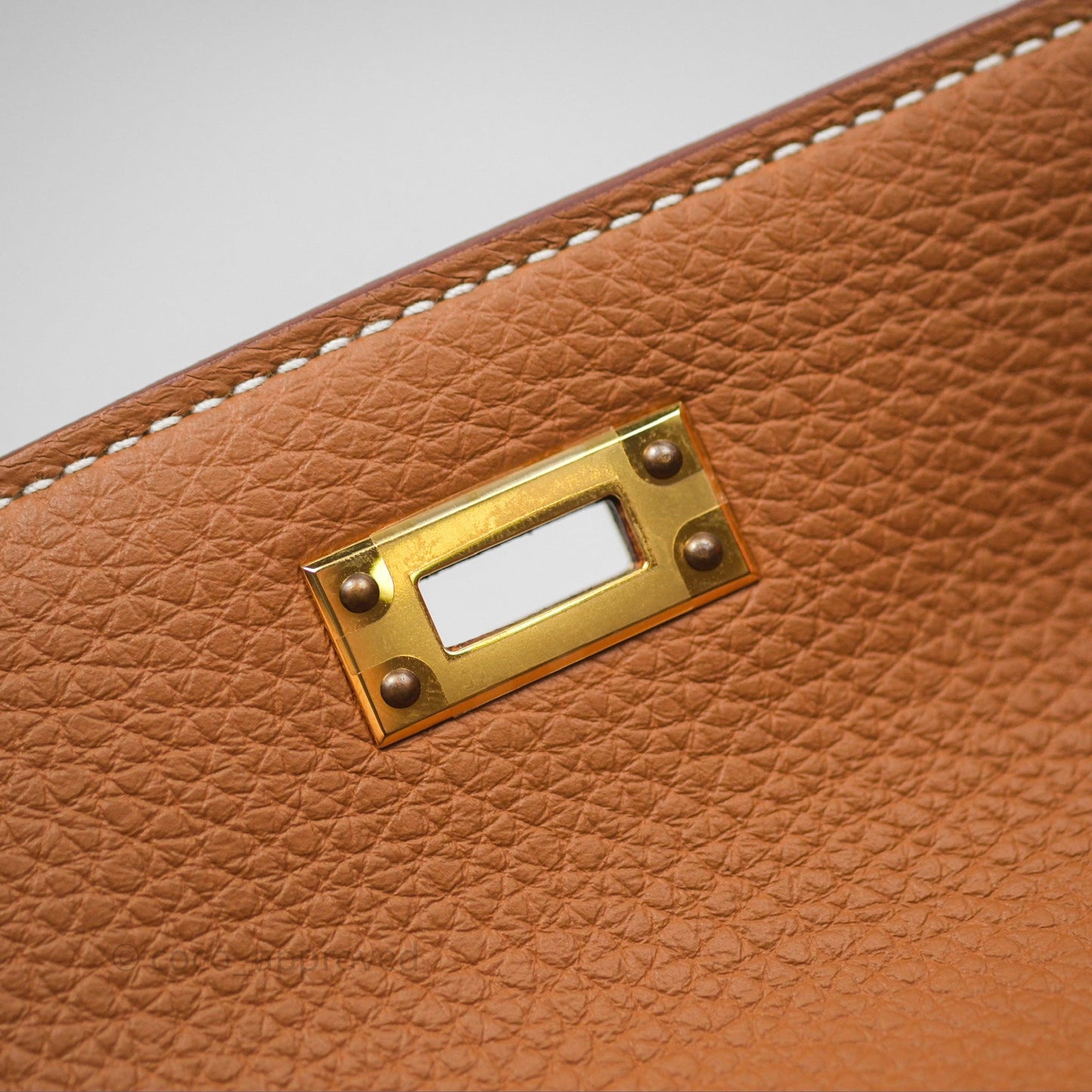 Hermès Retourne Kelly 25 Gold 37 Togo Gold Hardware