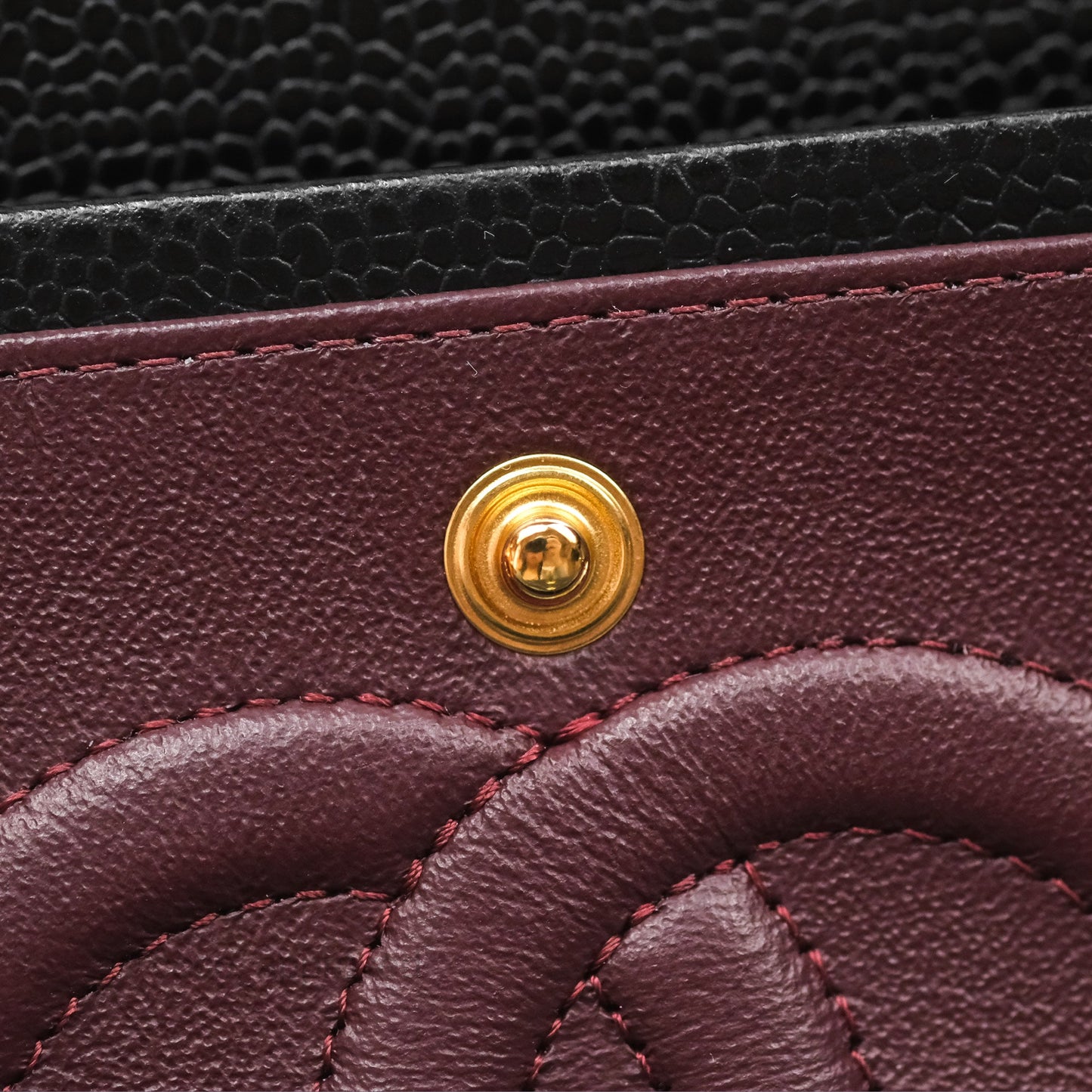 Chanel Classic M/L Medium Flap Quilted Black Caviar Gold Hardware