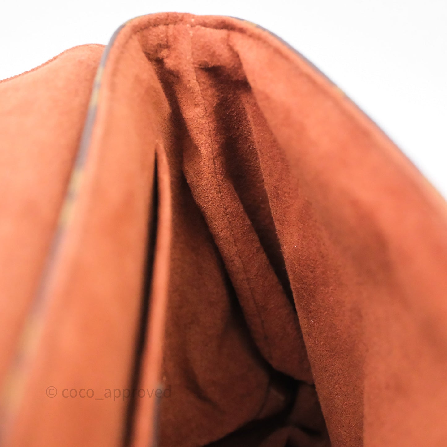 Louis Vuitton Monogram Locky BB Caramel