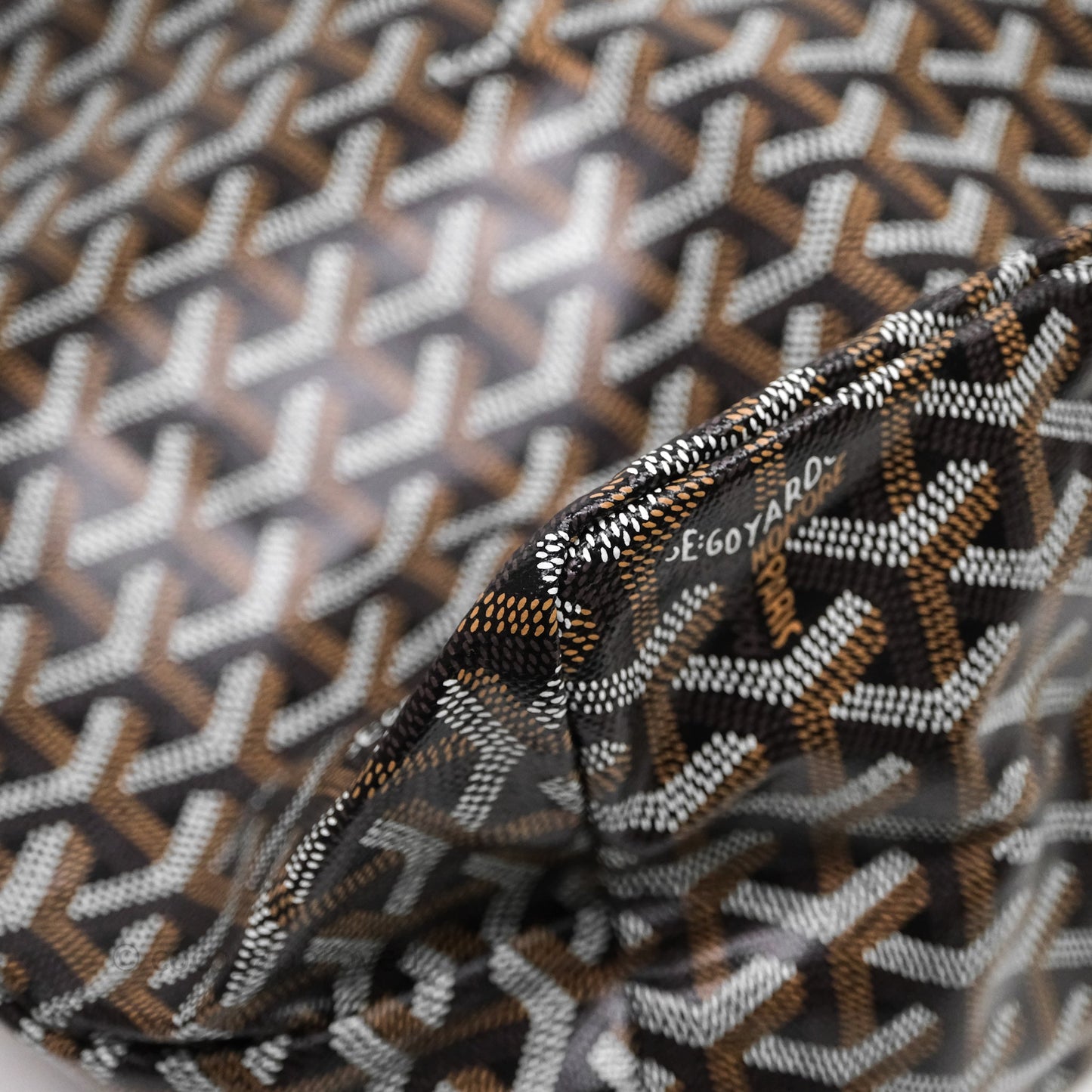 Goyard St Louis Tote PM Tan Black