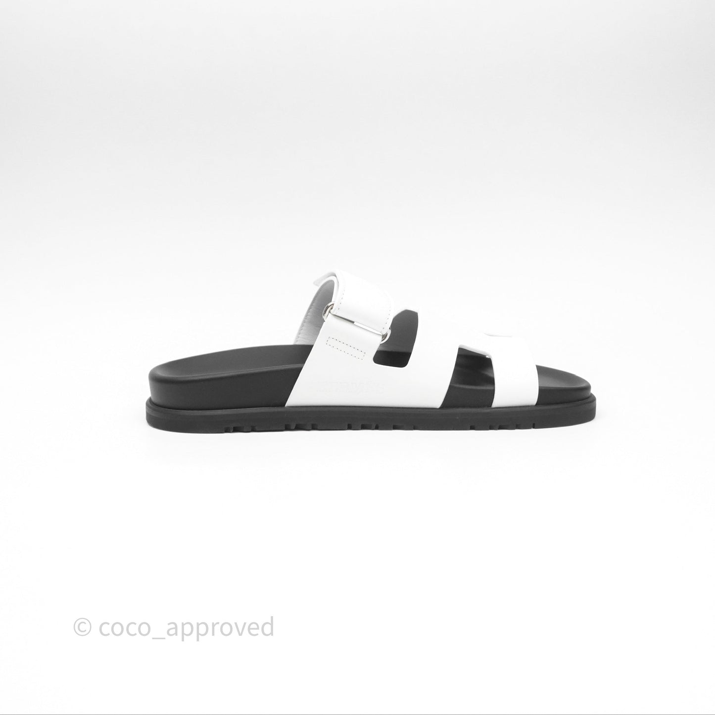 Hermès Chypre Sandal Calfskin Black/White Size 36