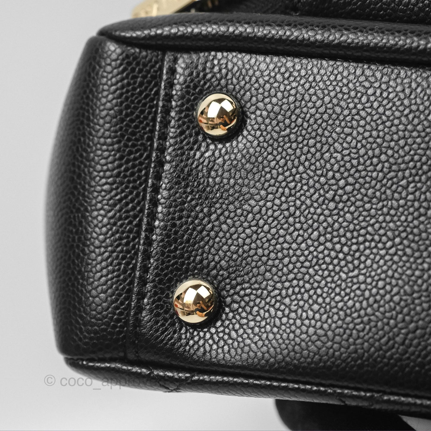 Chanel Quilted Medium Business Affinity Flap Black Caviar Light Gold Hardware