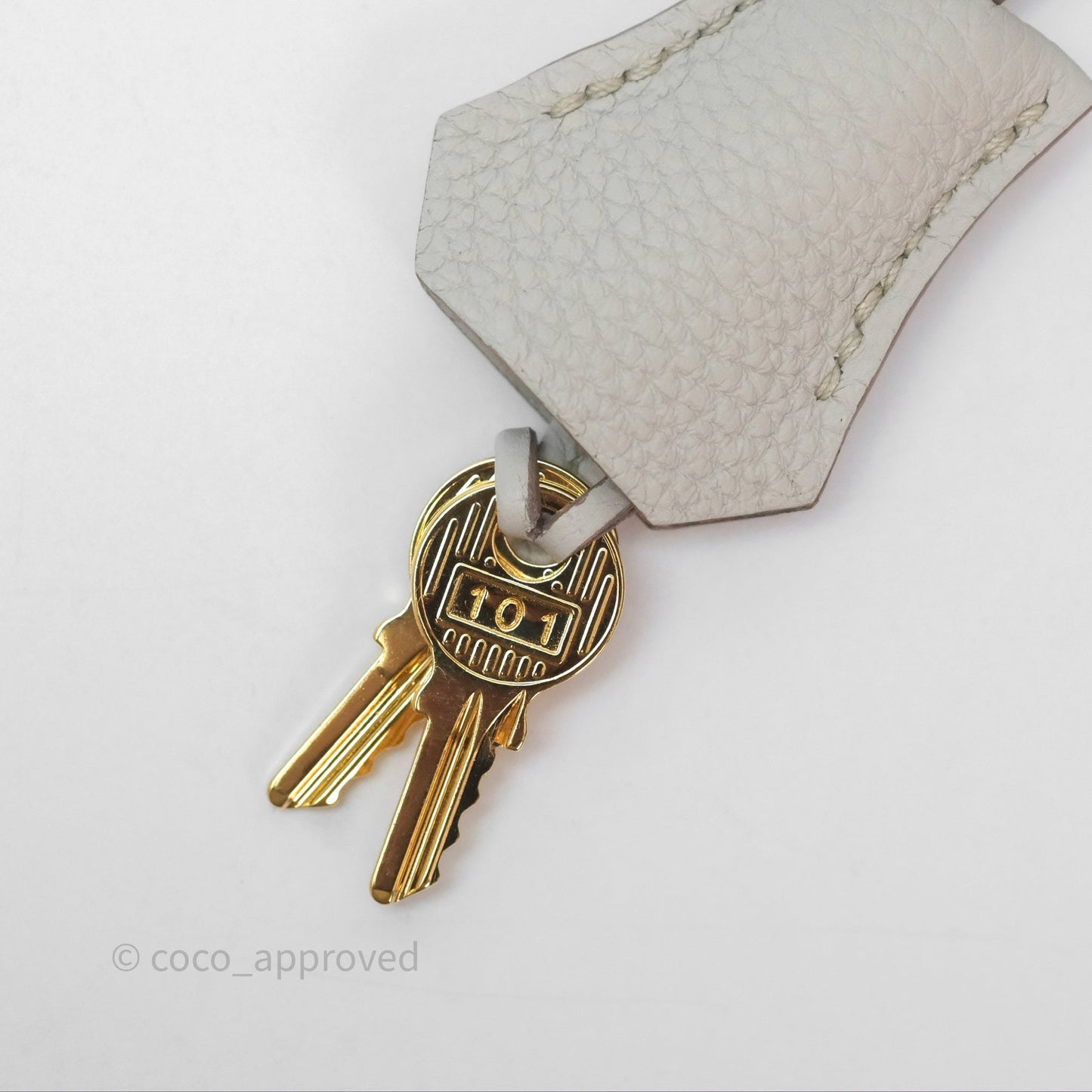 Hermès Retourne Kelly 25 Beton 8L Togo Gold Hardware