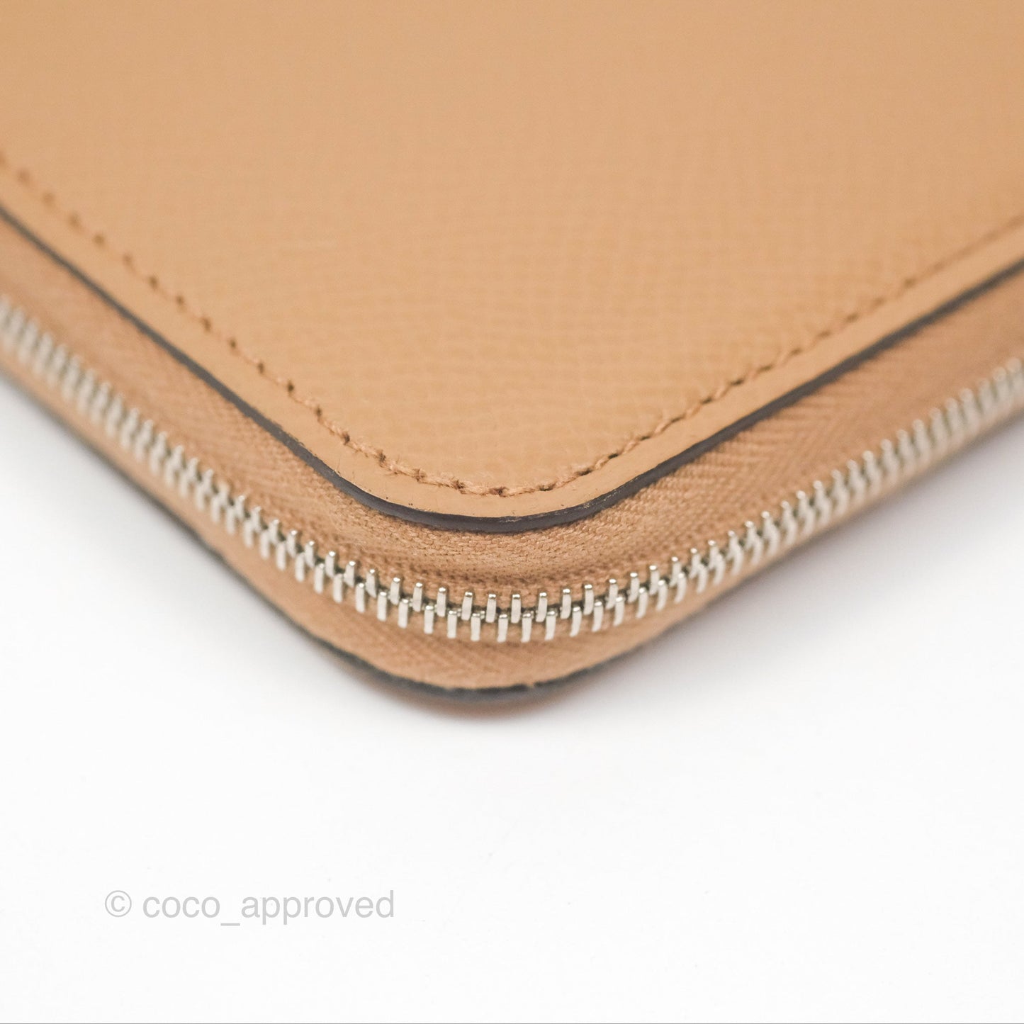 Hermès Silk In Compact Wallet Chai Epsom