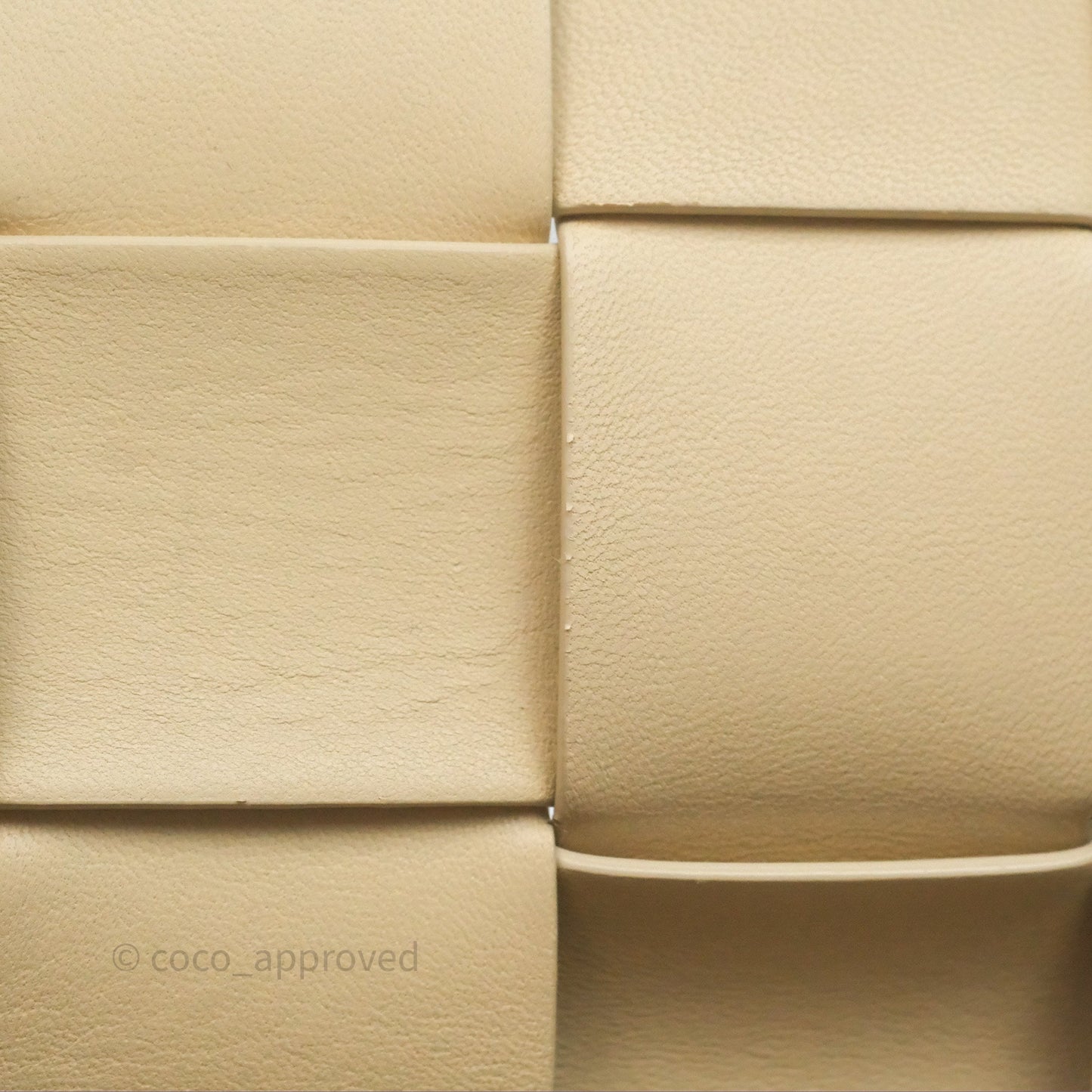 Bottega Veneta Cassette Shoulder Bag Intrecciato Beige Brushed Calfskin