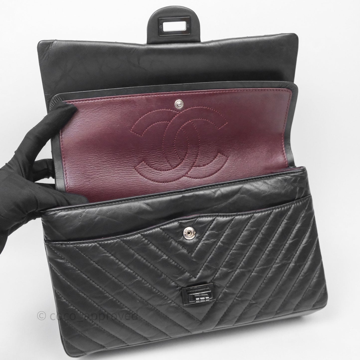 Chanel Reissue Medium 226 Chevron Aged Calfskin So Black