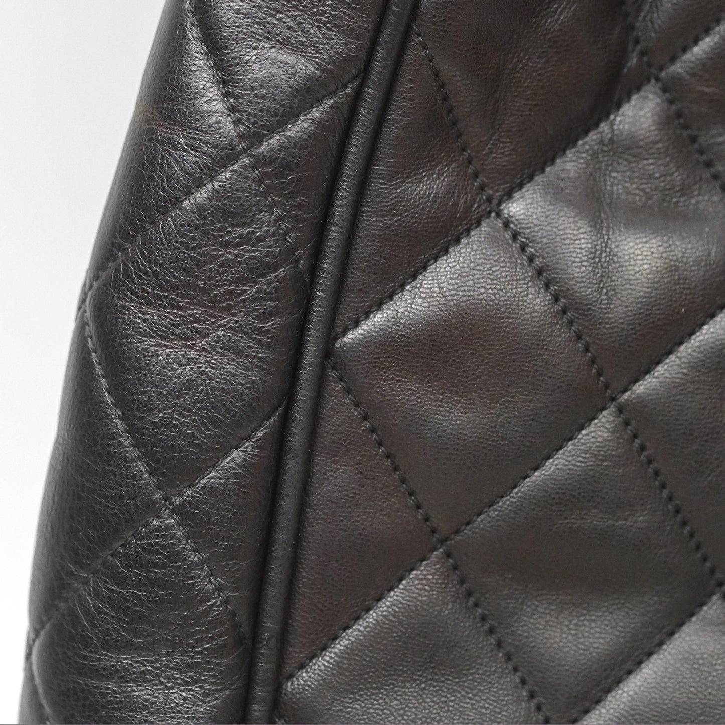 Chanel Vintage Drawstring Bucket Bag Black Lambskin Gold Hardware