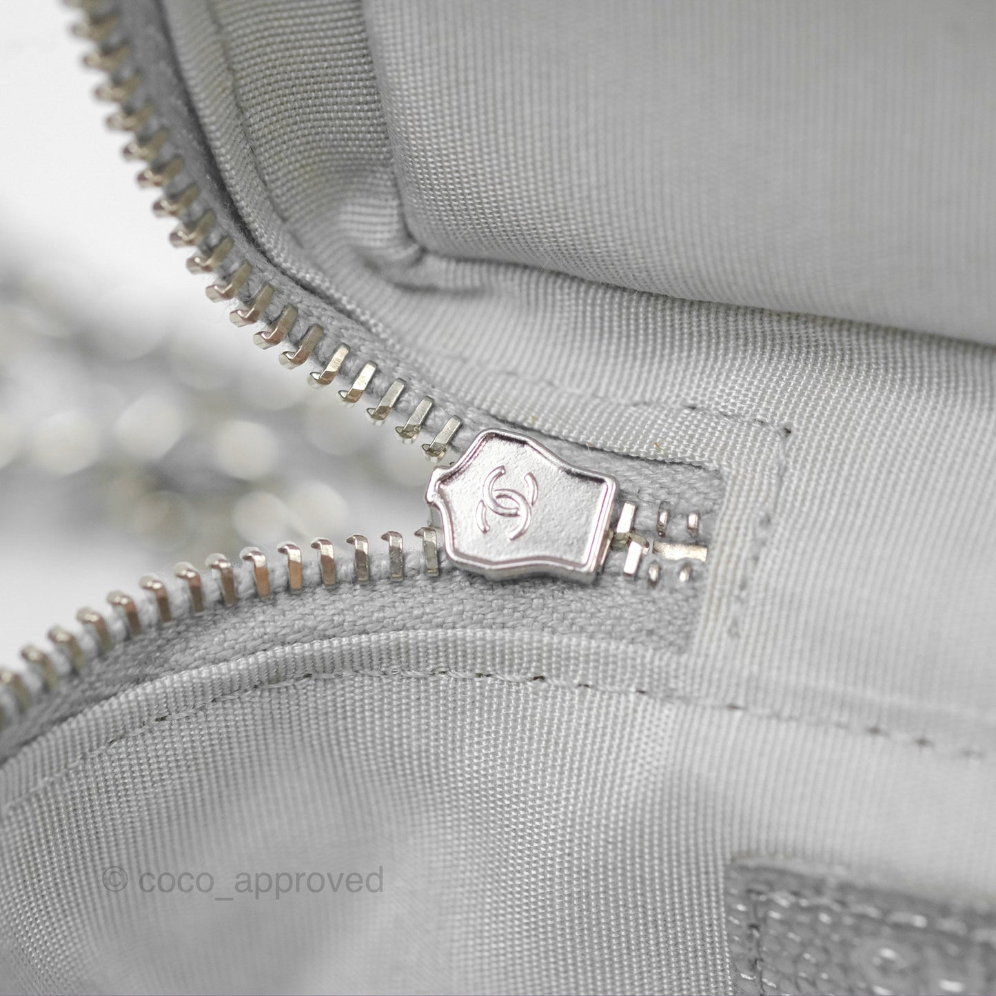 Chanel Quilted Mini Top Handle Vanity With Chain Metallic Silver Caviar Silver Hardware