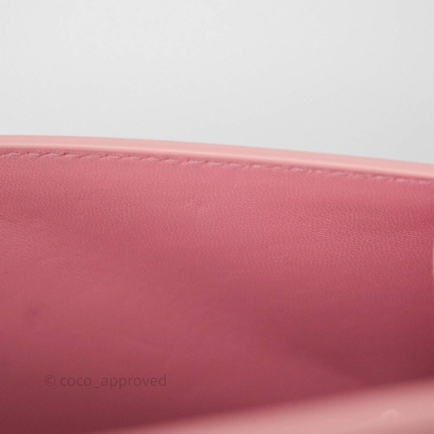 Dior 30 Montaigne East-West Chain Bag Pink