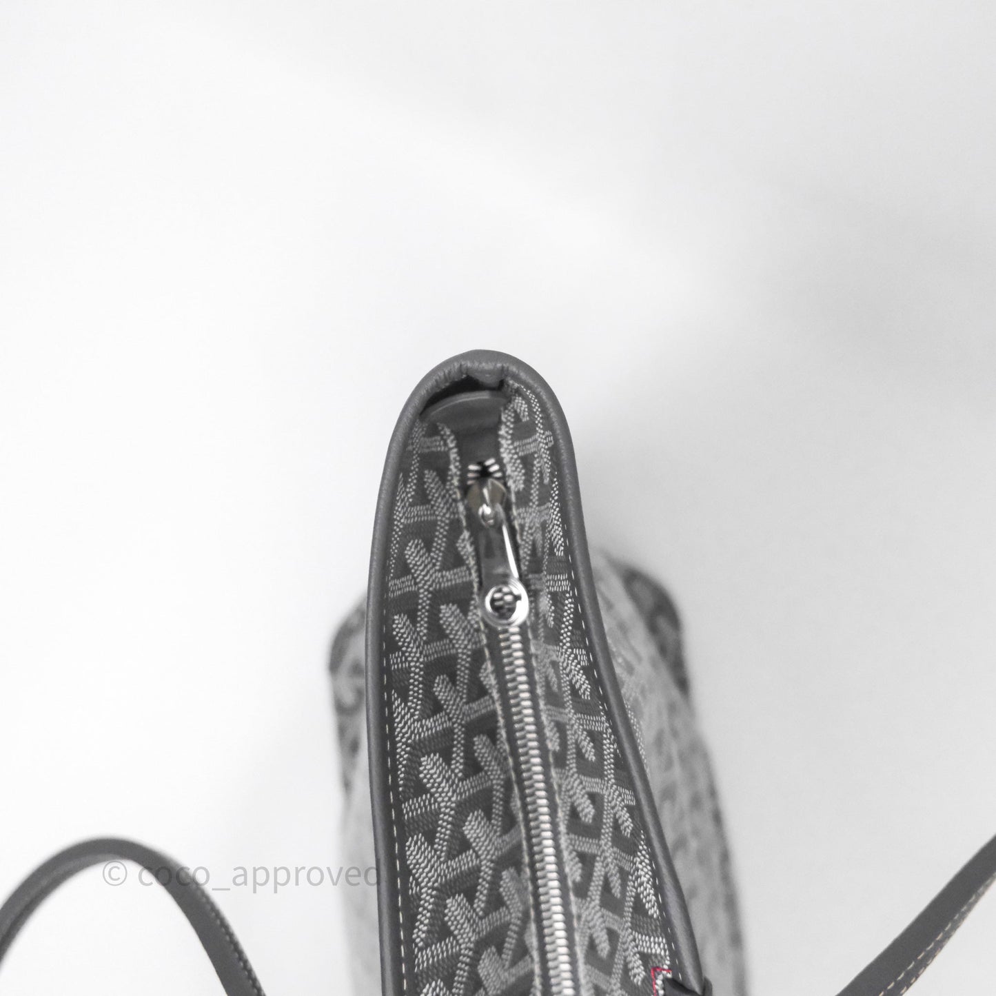 Goyard Artois Tote MM Goyardine Canvas⁣⁣⁣⁣⁣⁣⁣⁣⁣⁣⁣⁣⁣⁣⁣⁣⁣⁣⁣⁣ Grey