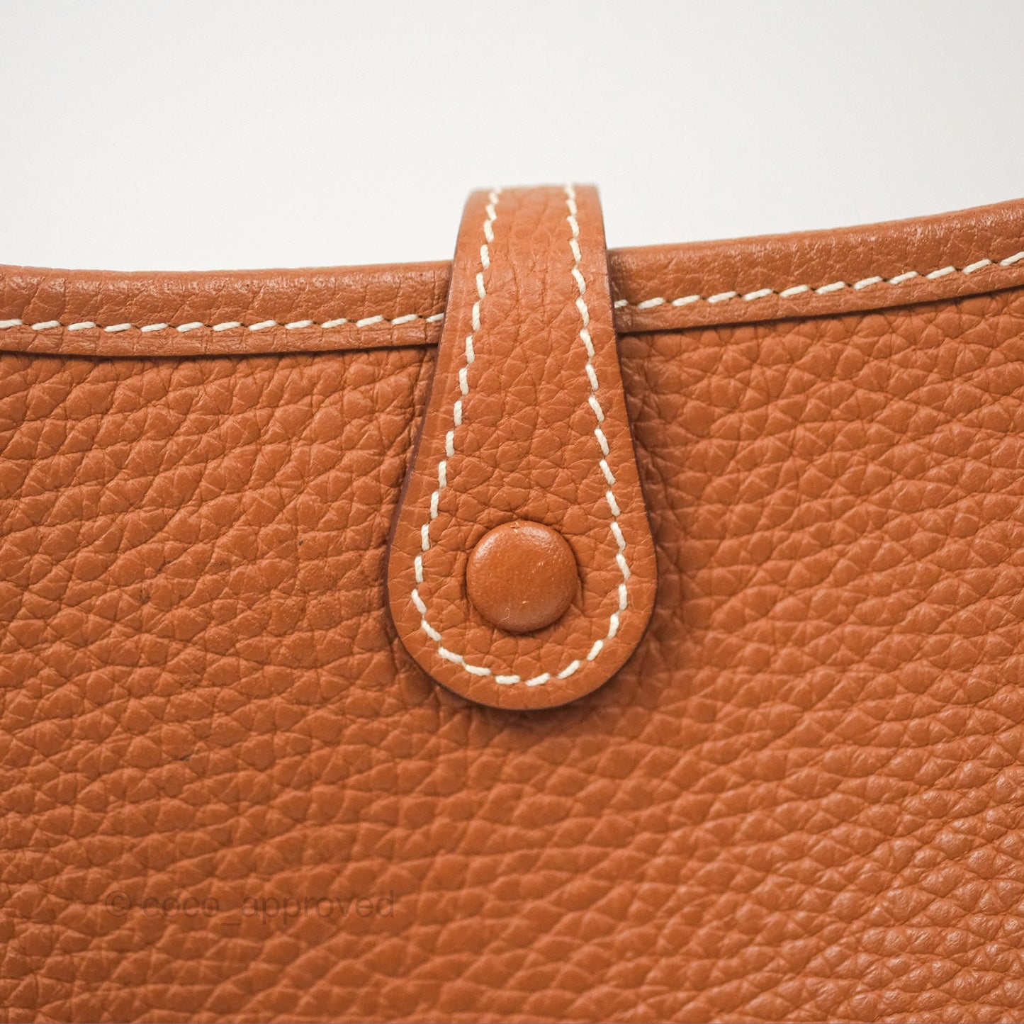 Hermès Mini Evelyne 16 Gold Clemence Gold Hardware