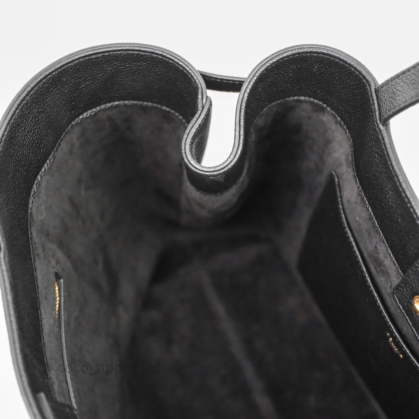 Celine Medium Cabas Anaïs Cuir Triomphe in Grained Calfskin Black