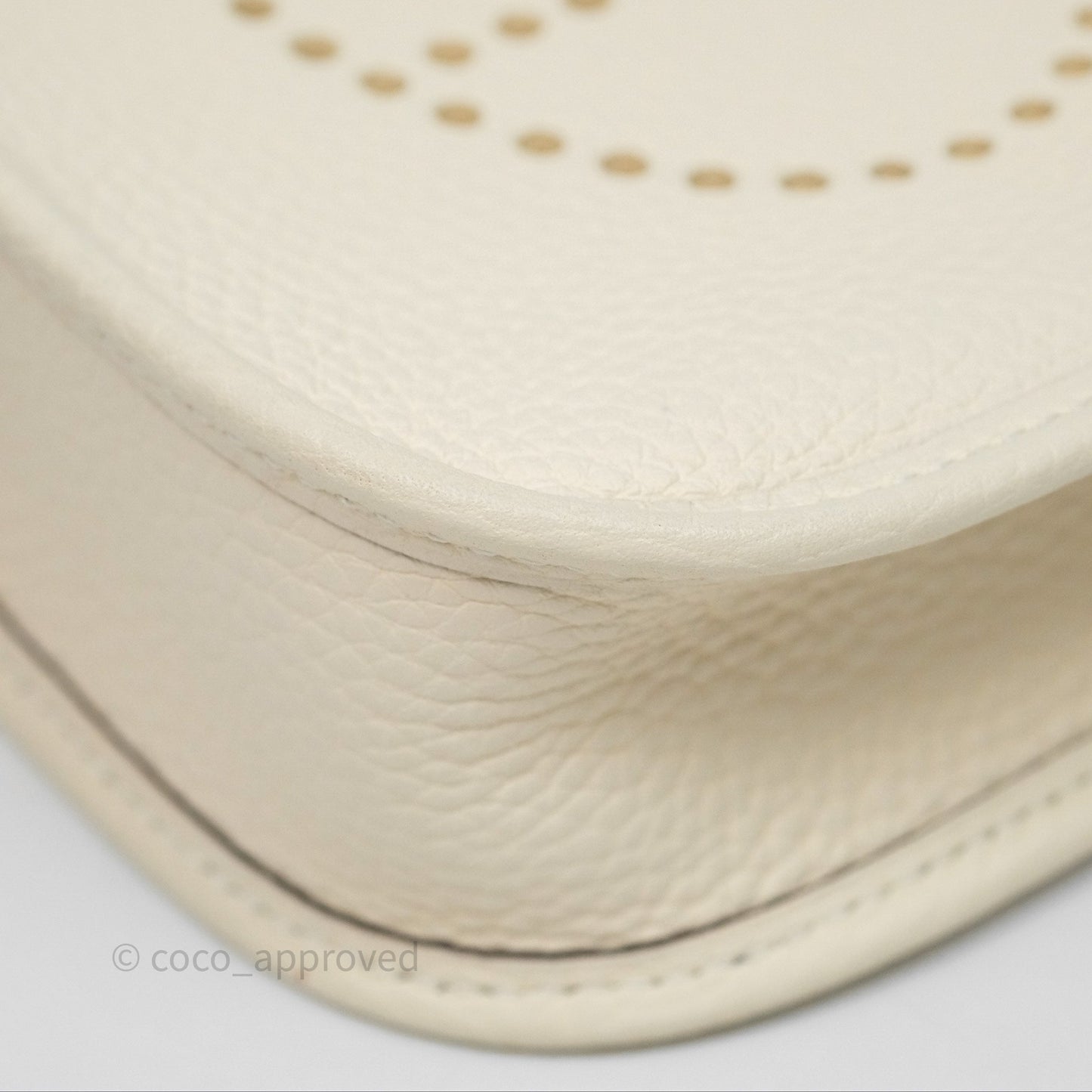 Hermès Mini Evelyne 16 Nata I2 Clemence Gold Hardware