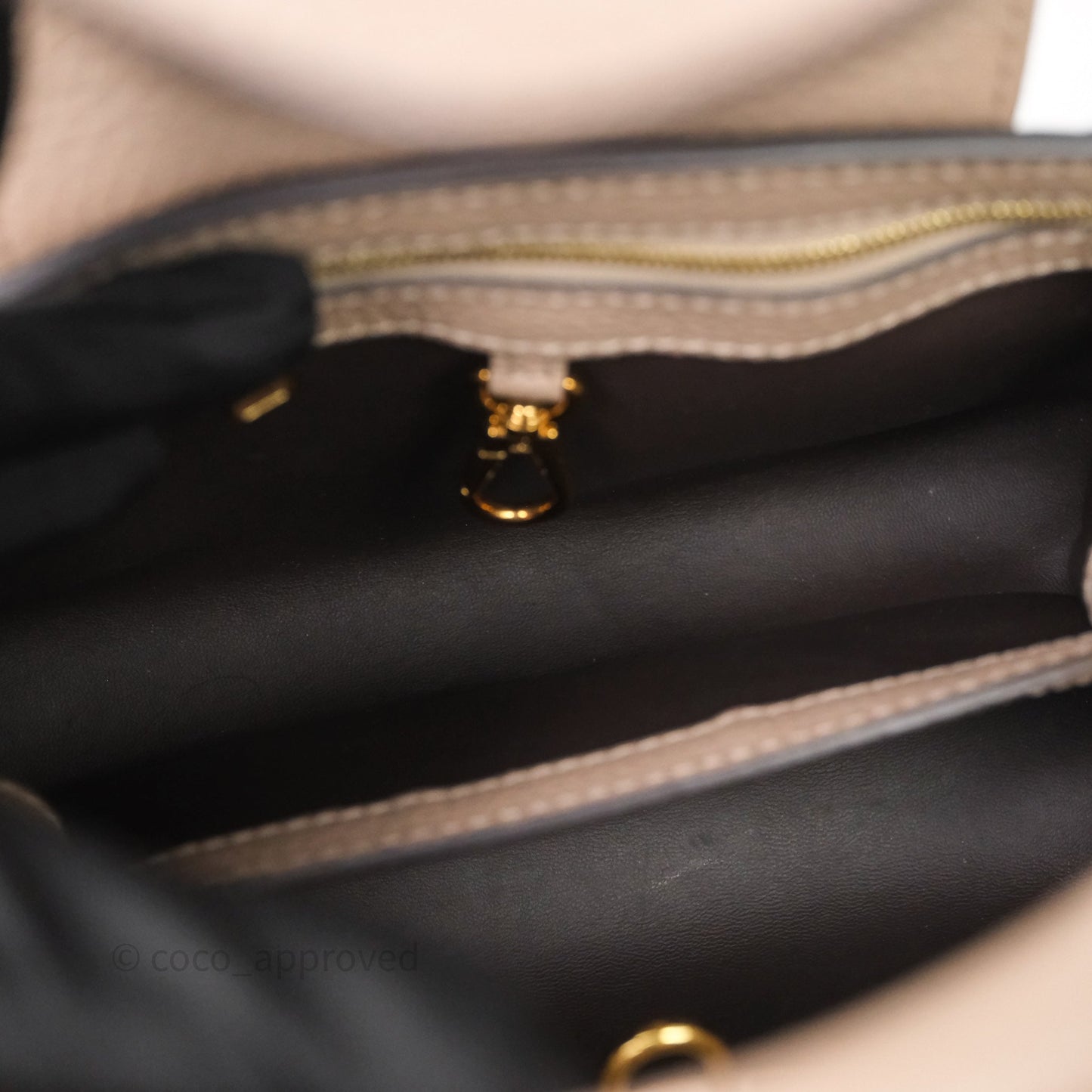 Louis Vuitton Taurillon Capucines BB Galet