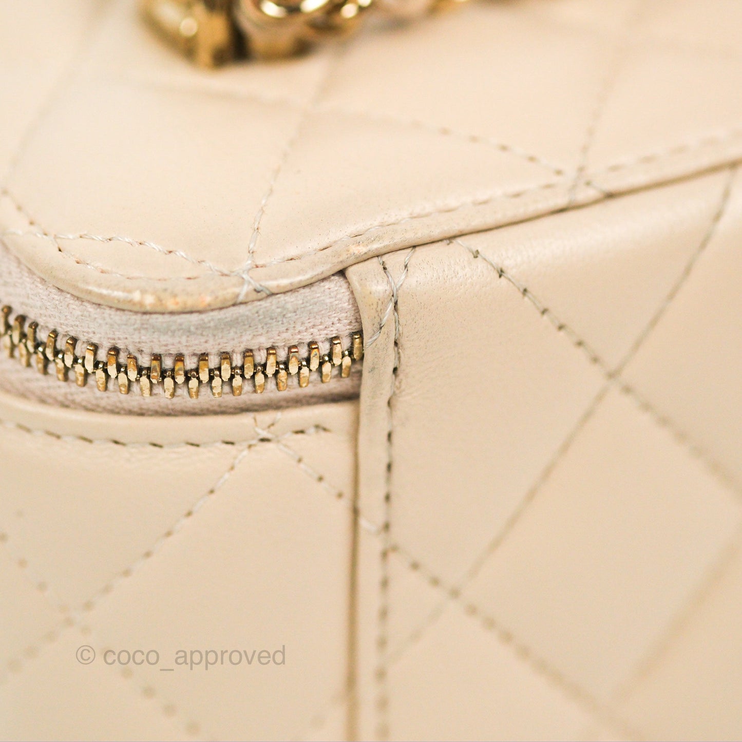 Chanel Vanity Rectangular Top Handle Ecru/Beige Lambskin Gold Hardware 23P