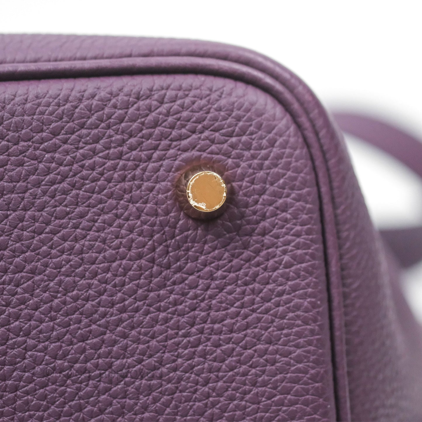 Hermès Picotin 22 Lock Cassis Taurillon Maurice Gold Hardware