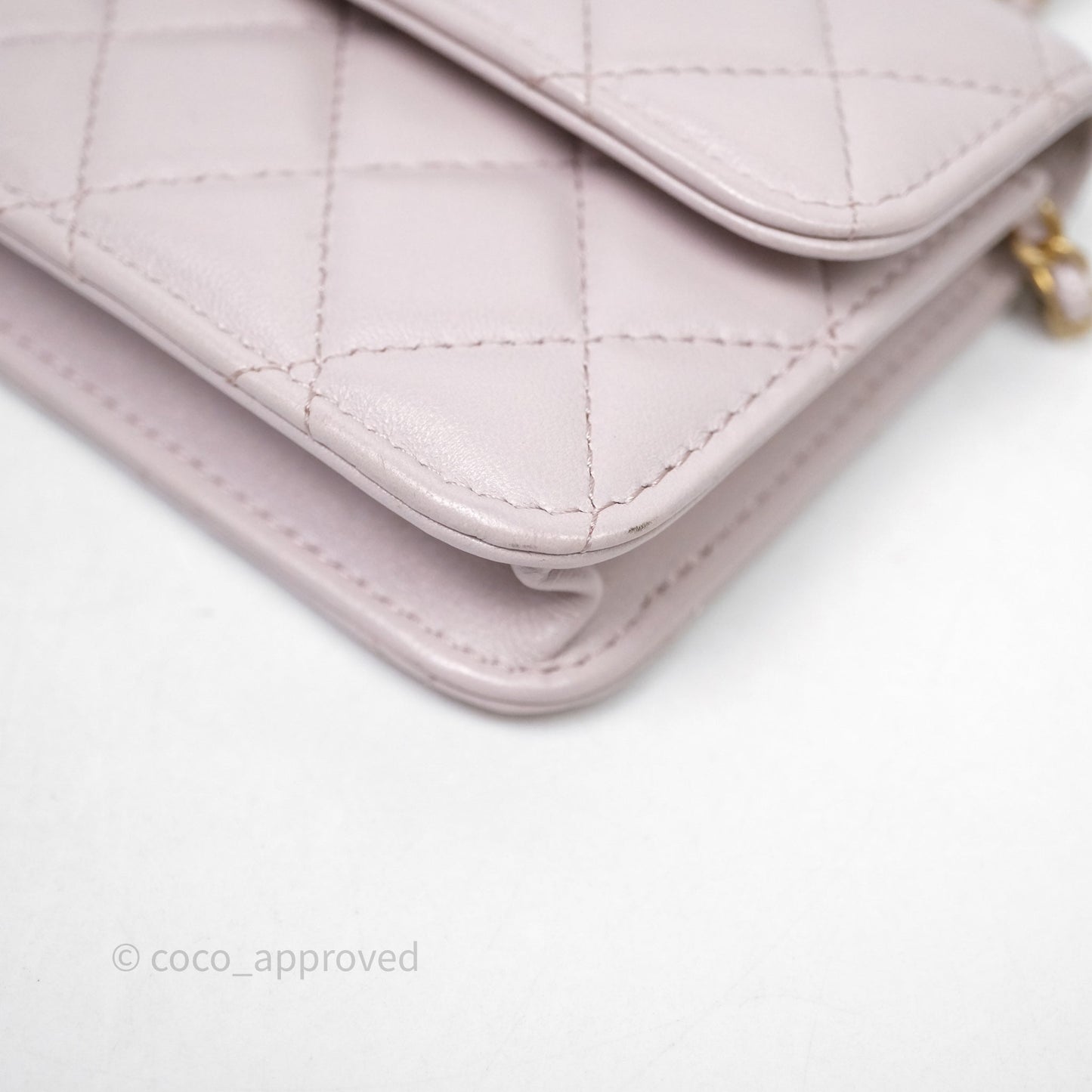 Chanel Pearl Crush Mini Clutch Belt Bag Lilac Lambskin Aged Gold Hardware