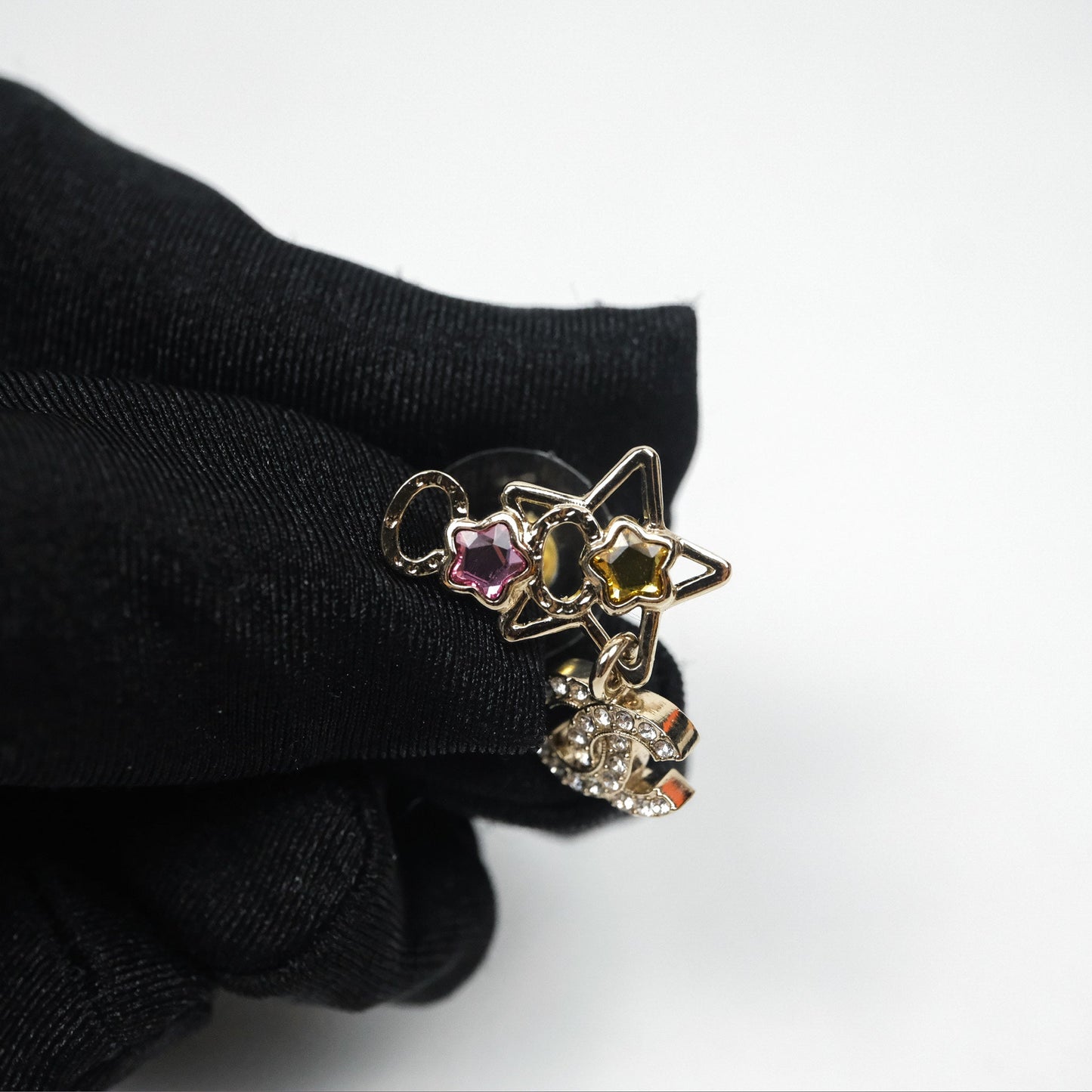 Chanel Crystal Drop CC Star Earrings Gold Tone 25P