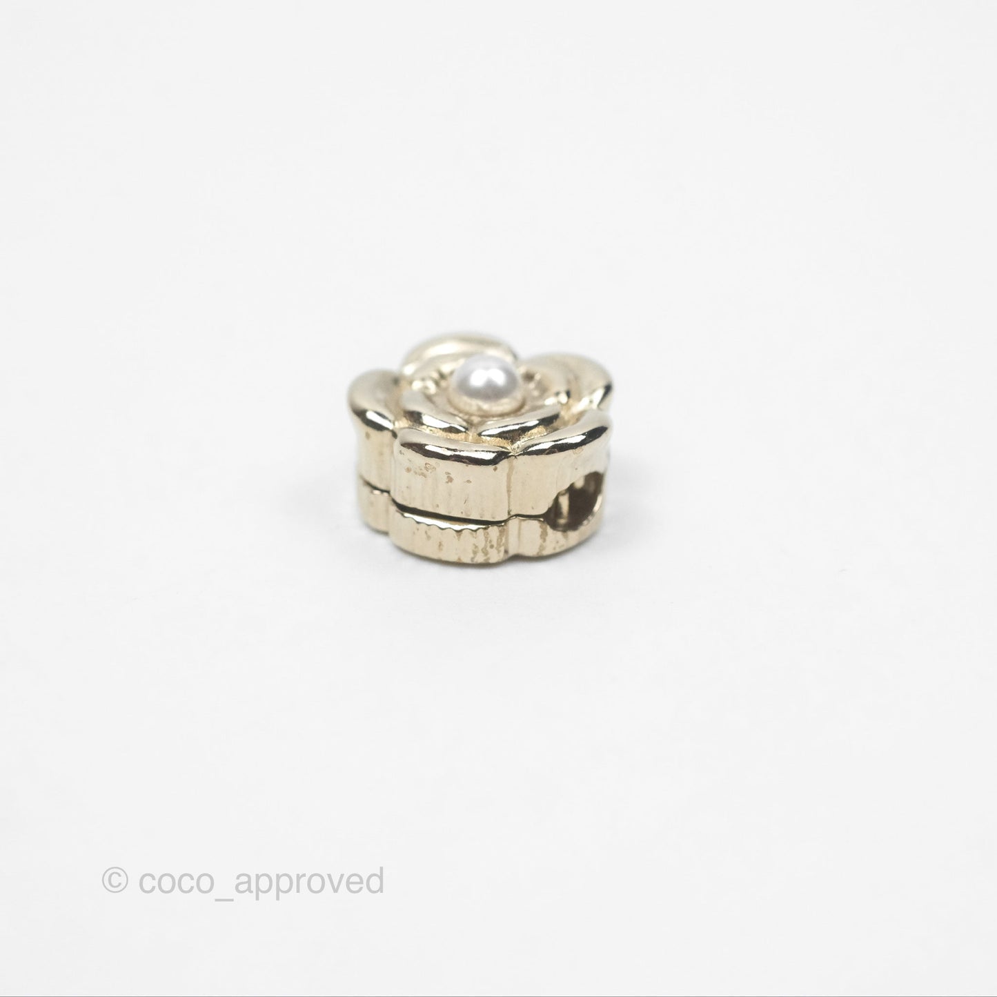 Chanel Magnetic Hair Accessory Hair Clip Set Gold Tone 22P
