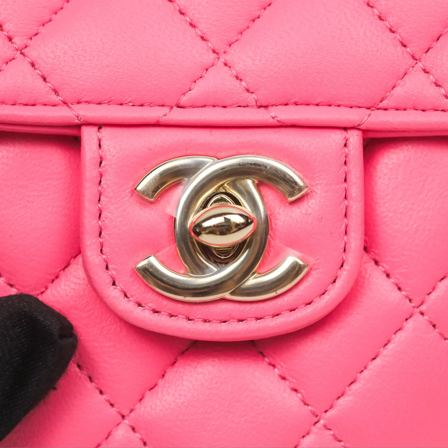 Chanel Small Heart Bag Pink Lambskin Gold Hardware 22S
