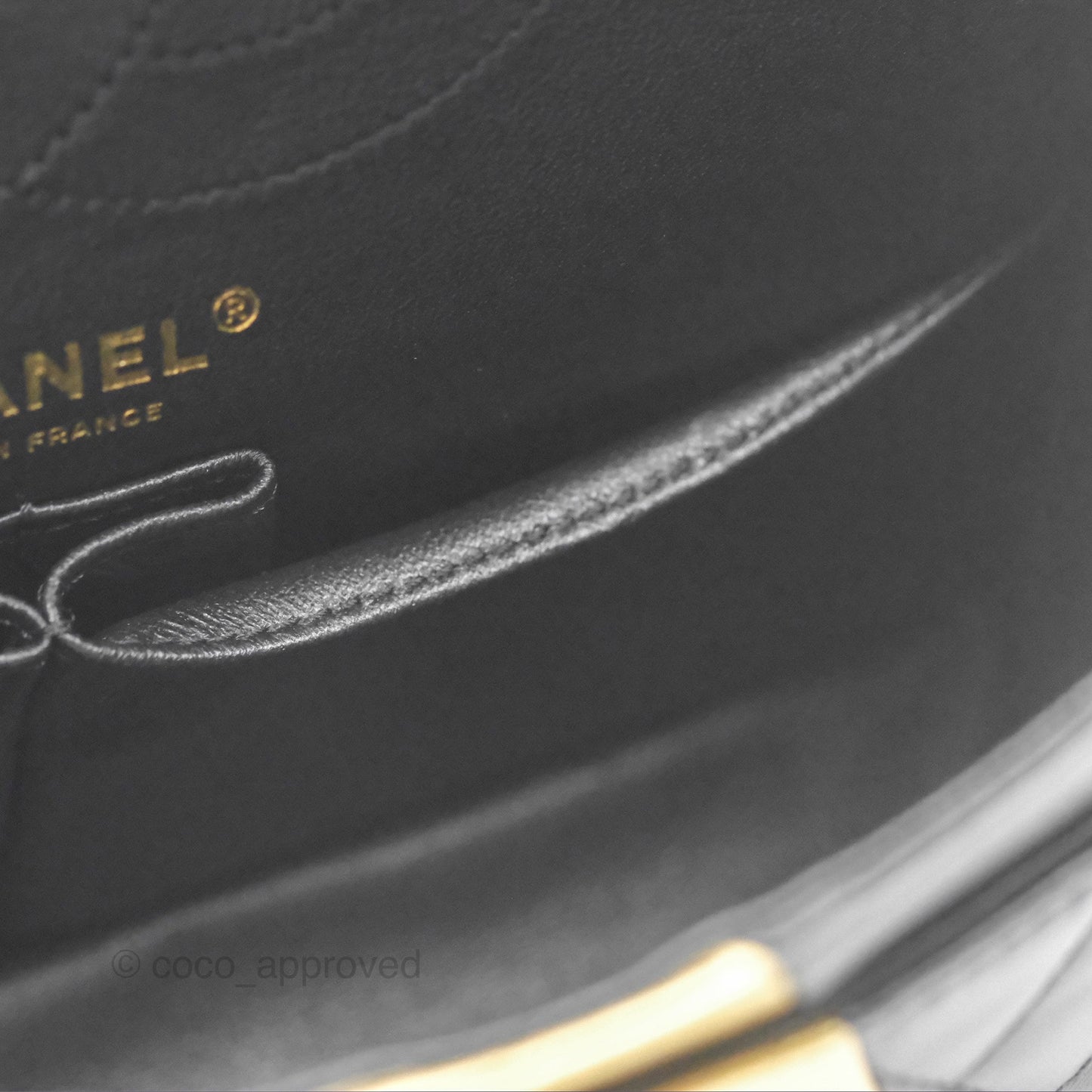 Chanel Reissue 2.55 Metallic Gold Crocodile Embossed Calfskin And Black Quilted Lambskin Aged Gold Hardware