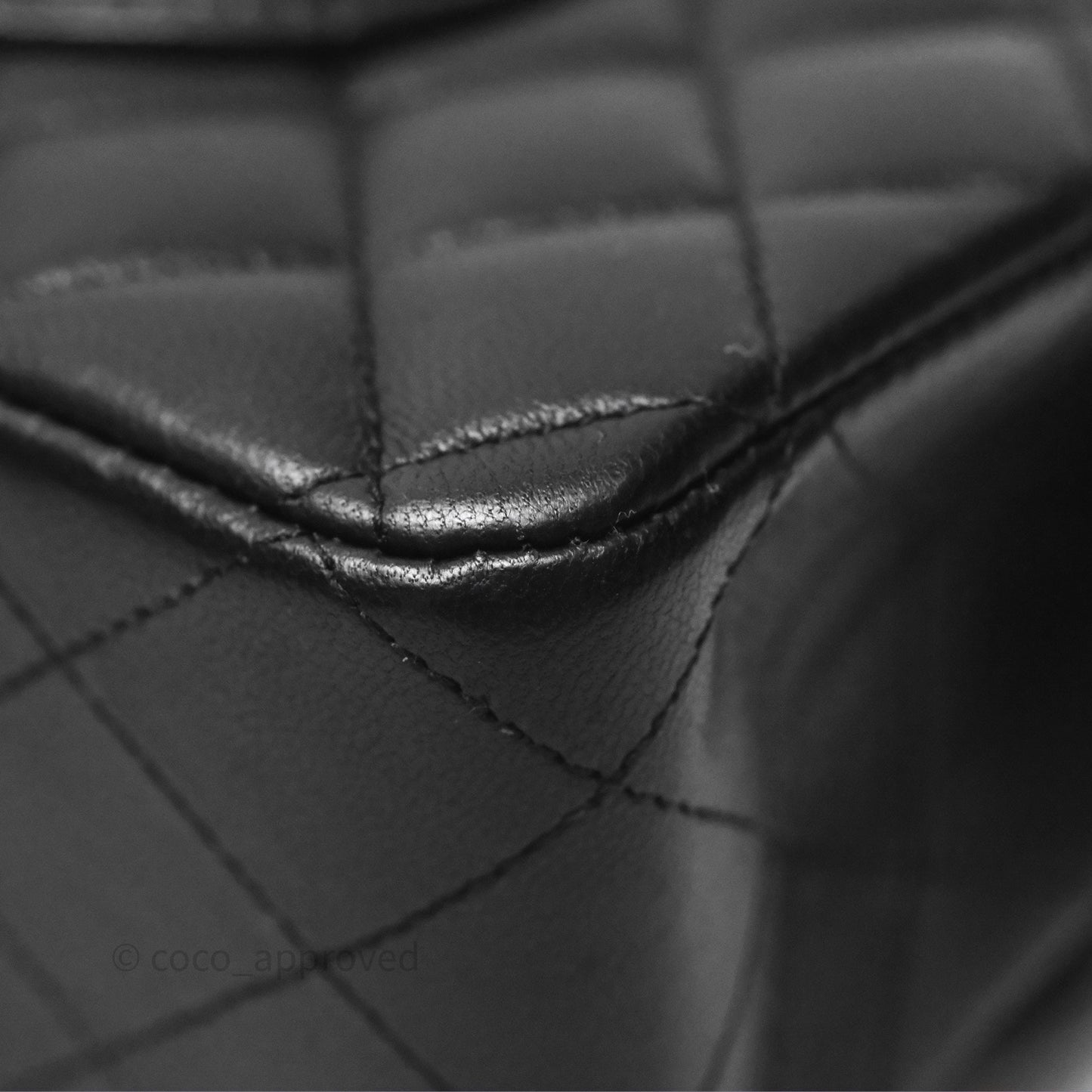 Chanel Classic M/L Medium Flap Quilted Black Lambskin Gold Hardware