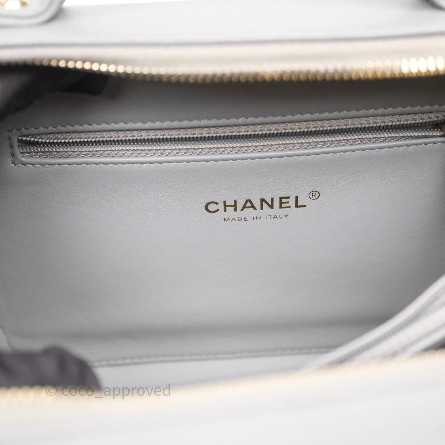 Chanel Medium CC Filigree Vanity Case Quilted Grey Caviar Gold Hardware